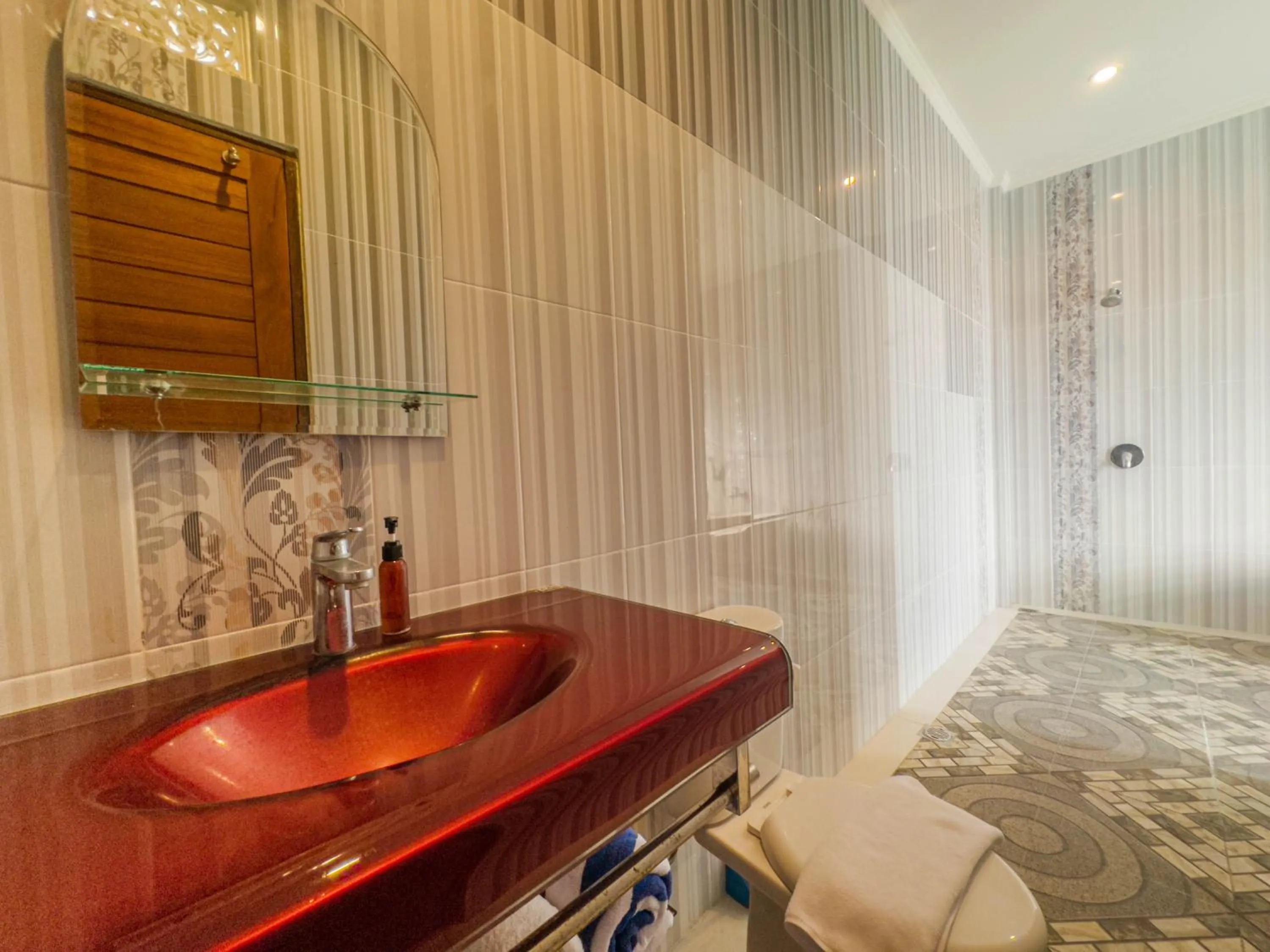 Bathroom in Moai House