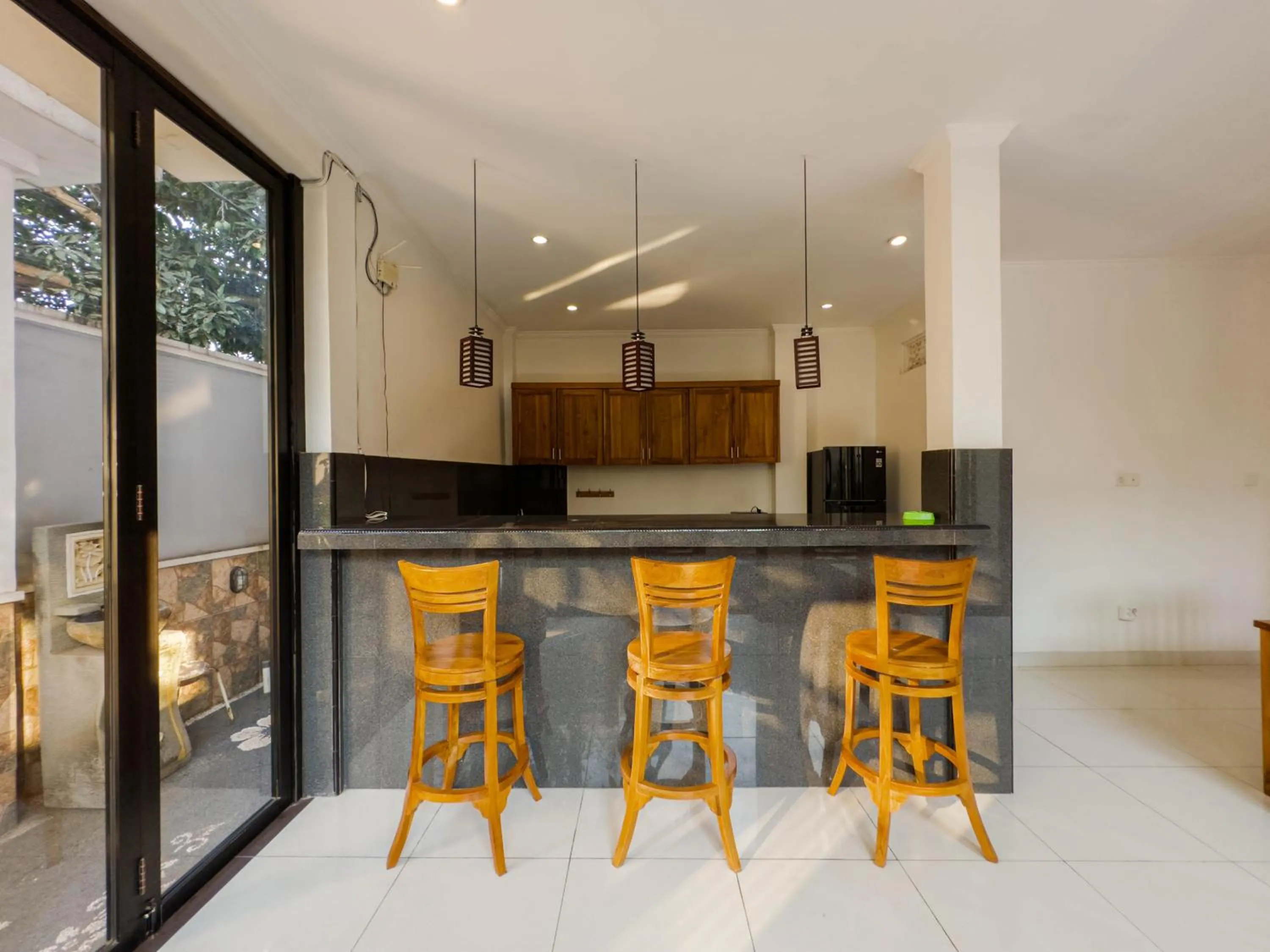 Kitchen or kitchenette in Moai House