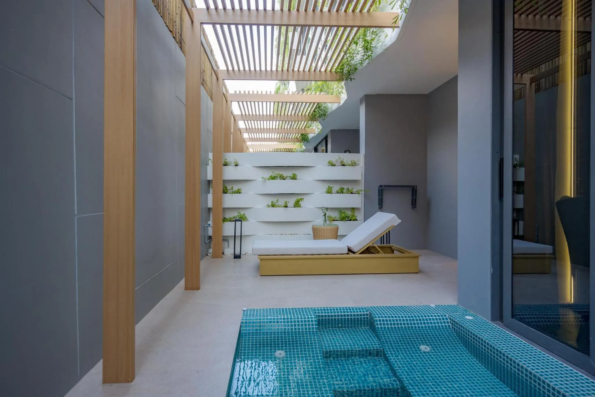 Bedroom in La Green Hotel and Residence