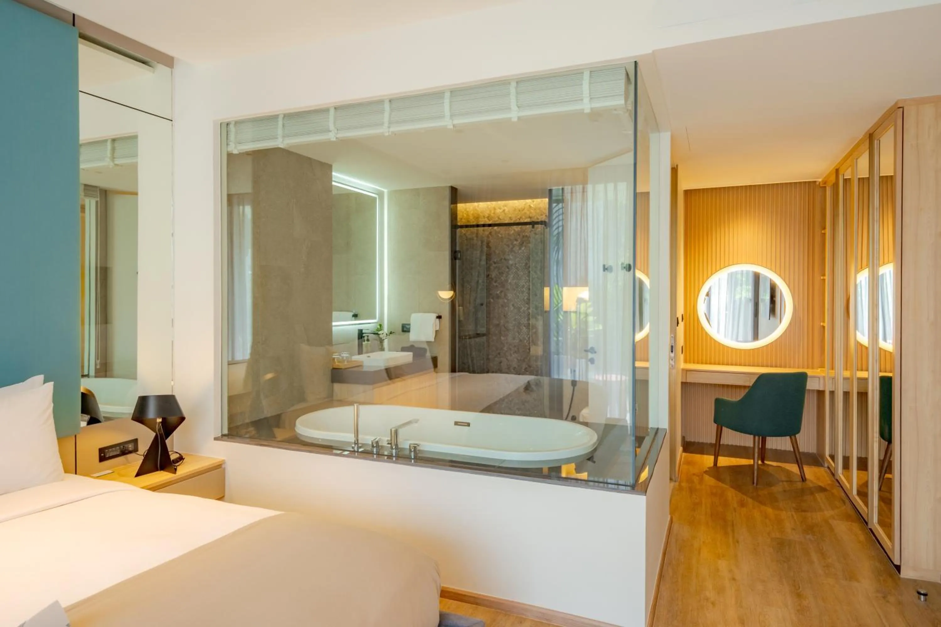 Bed in La Green Hotel and Residence