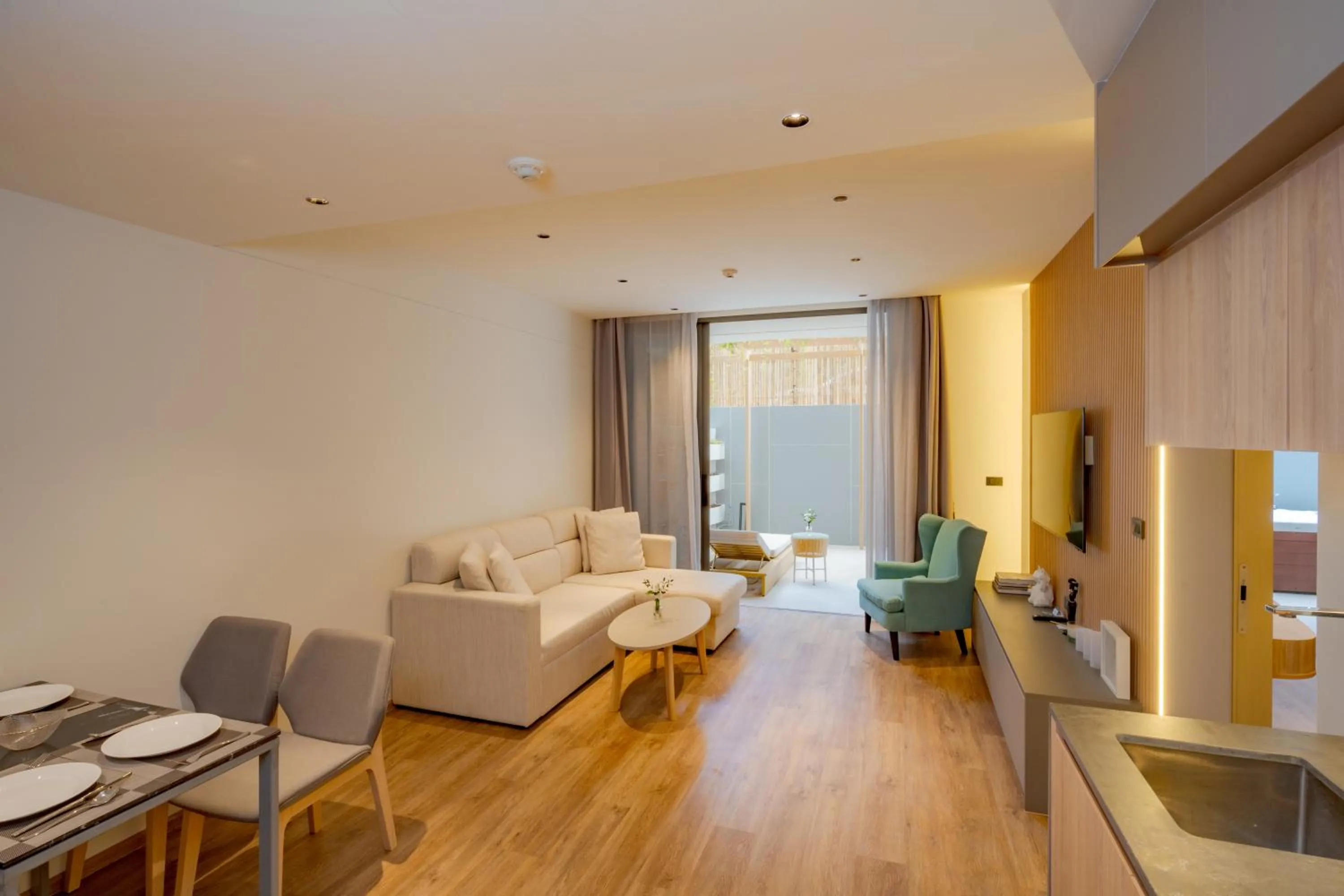 Living room in La Green Hotel and Residence