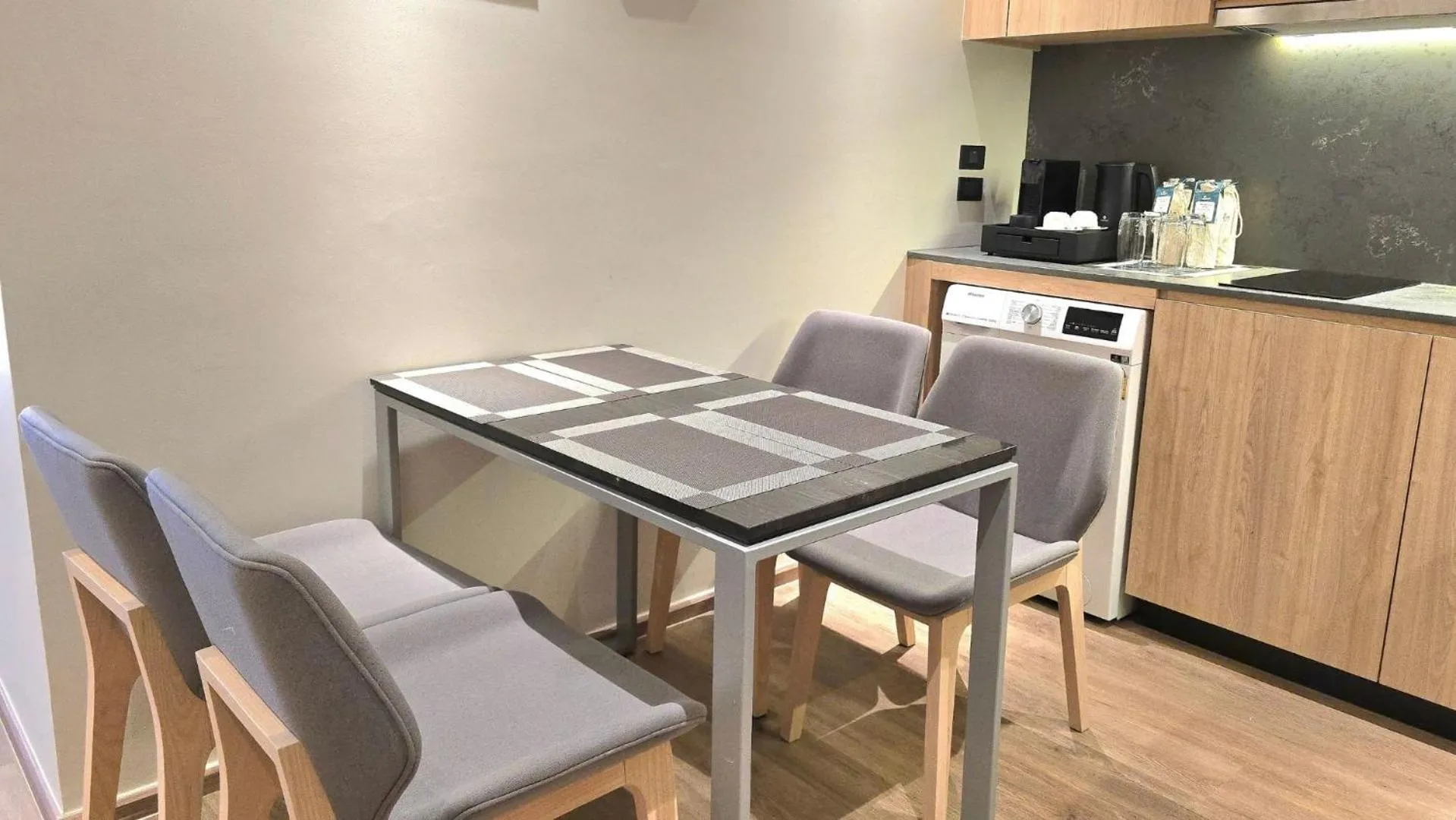 Dining area in La Green Hotel and Residence