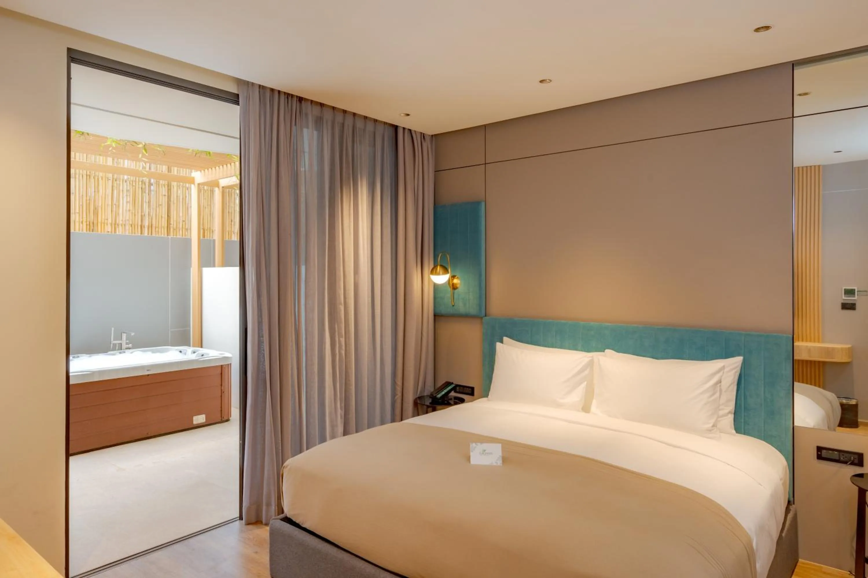 Bedroom, Bed in La Green Hotel and Residence