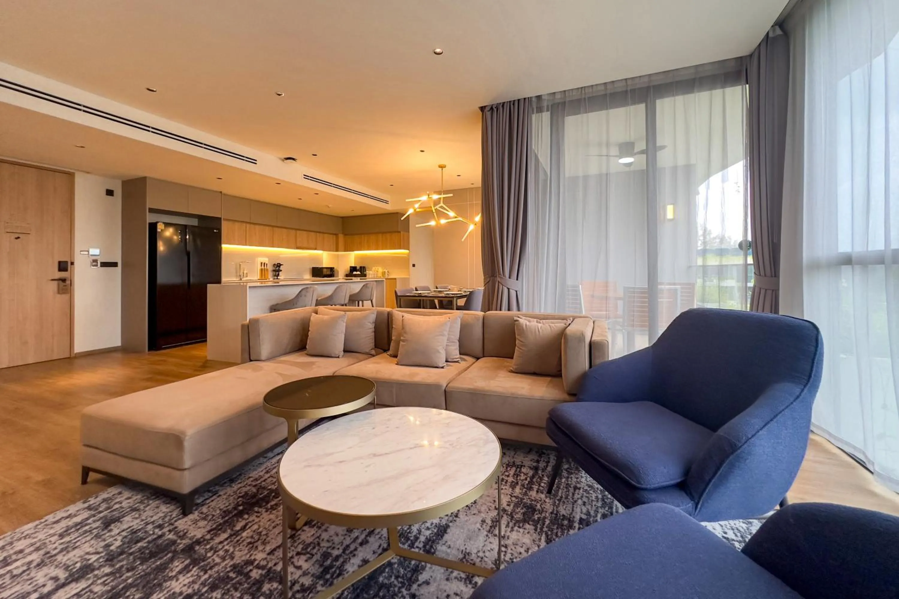 Kitchen or kitchenette in La Green Hotel and Residence