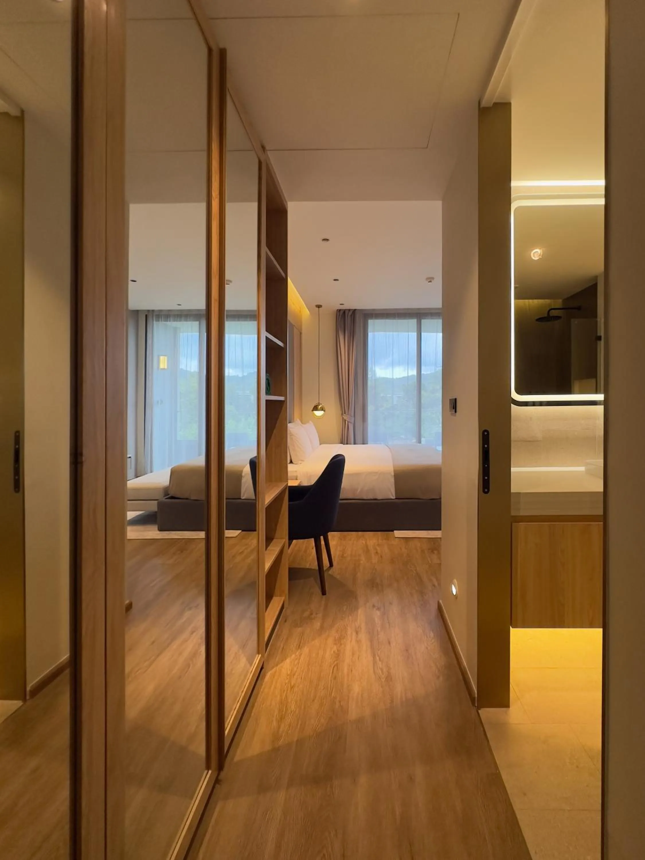 Bed in La Green Hotel and Residence