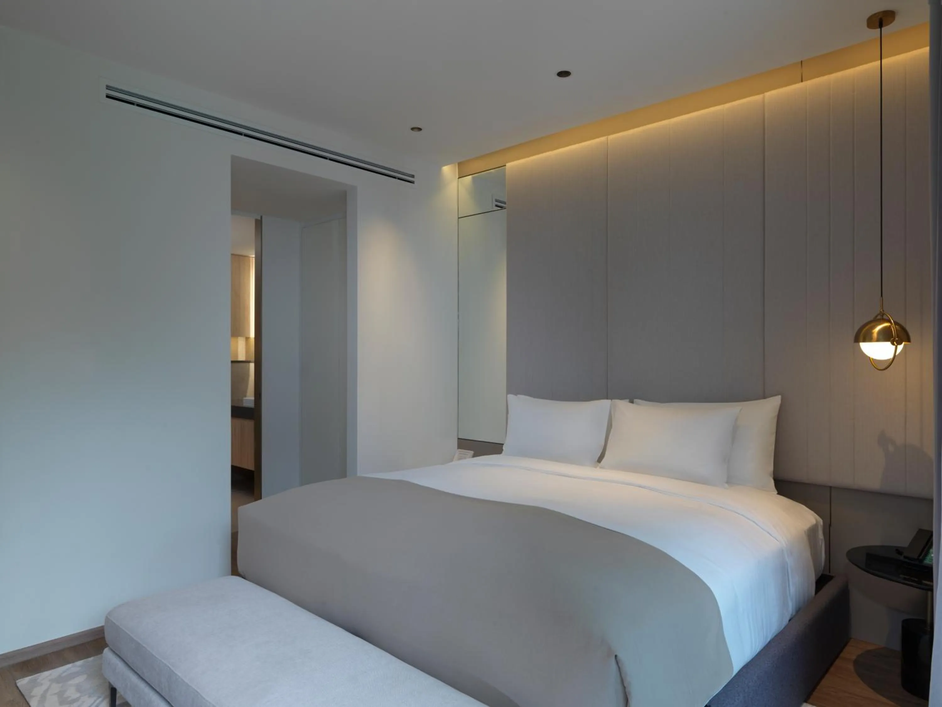 Bed in La Green Hotel and Residence