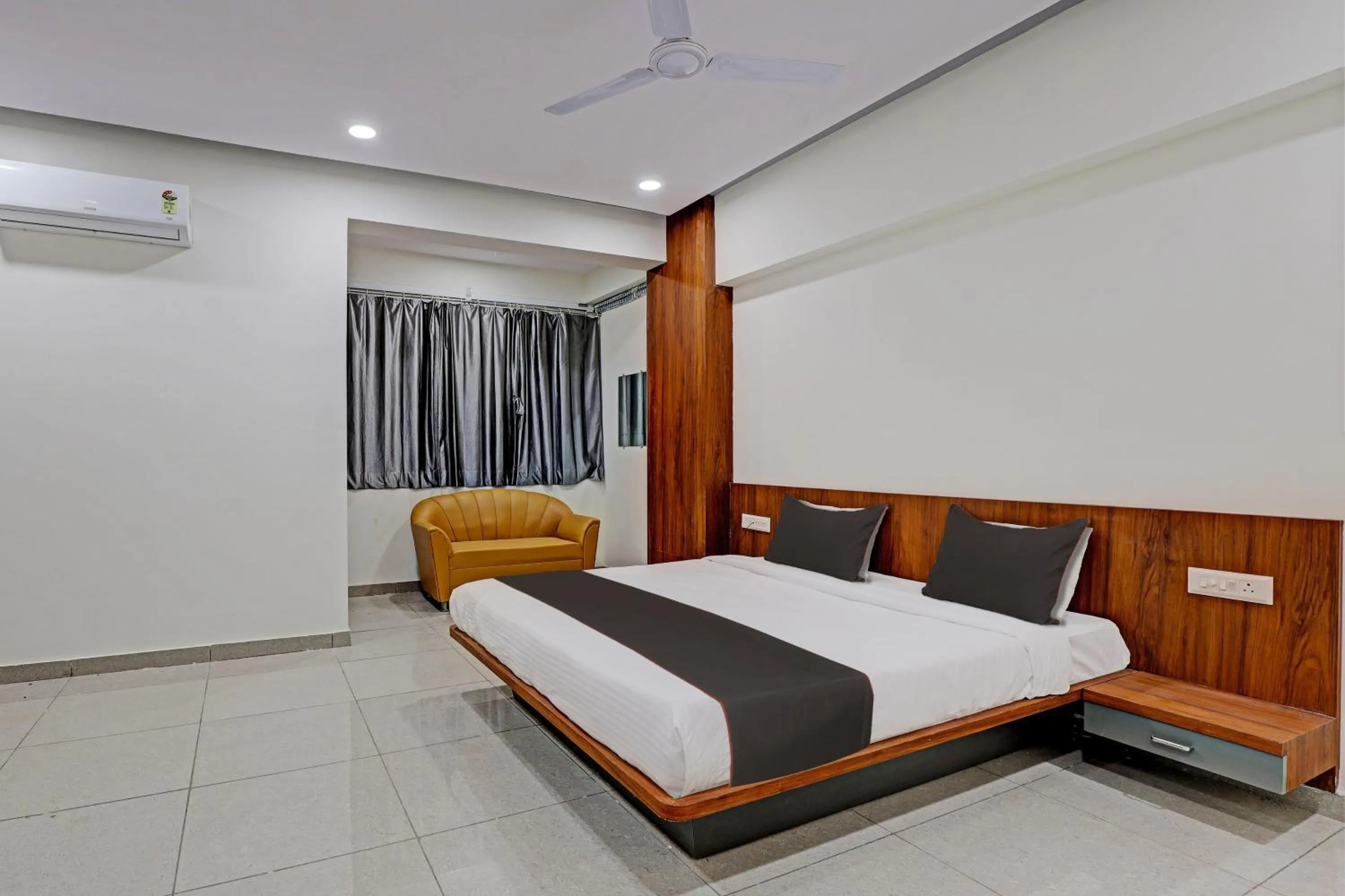 Bedroom in Collection O KANHA INN