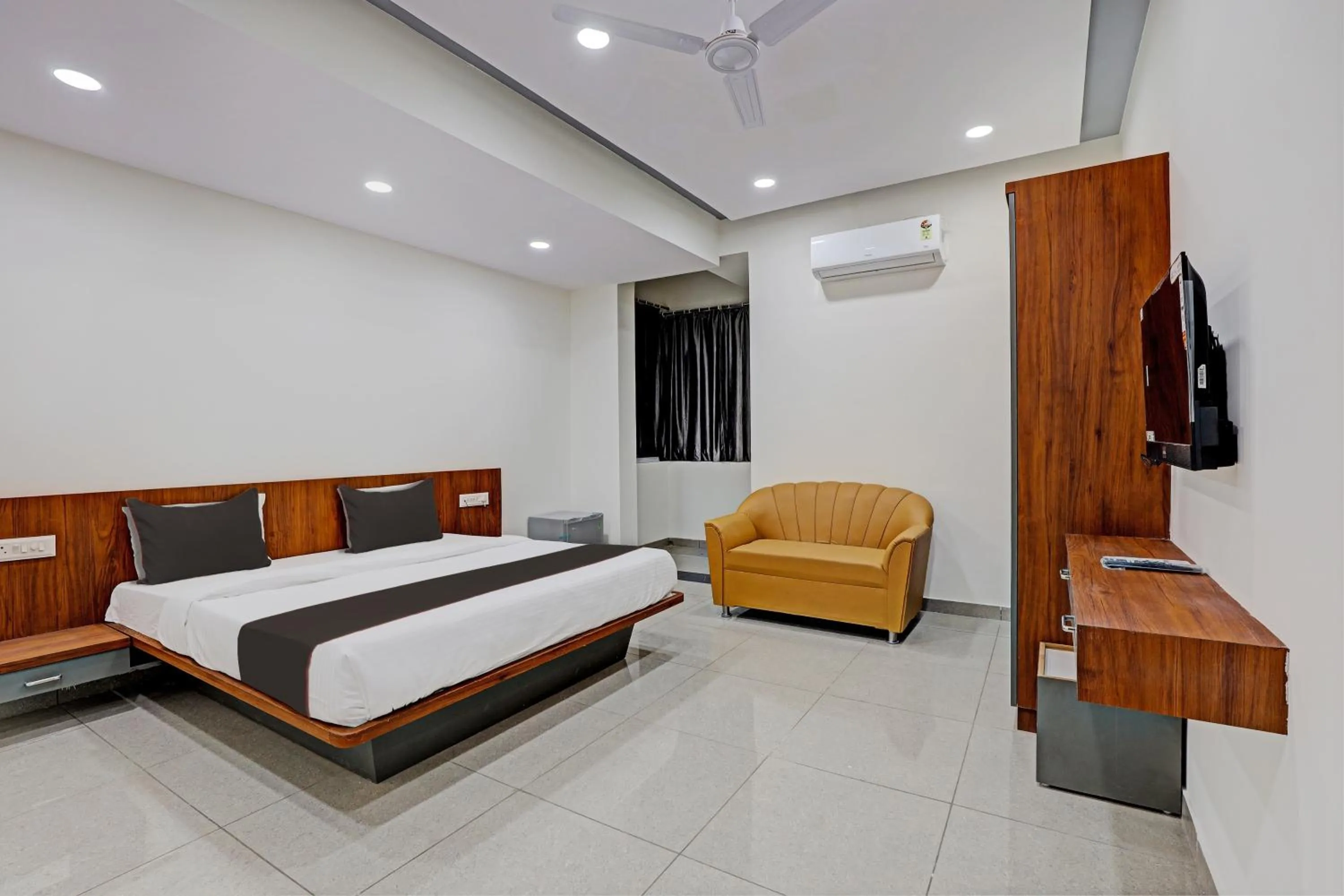 Bedroom in Collection O KANHA INN
