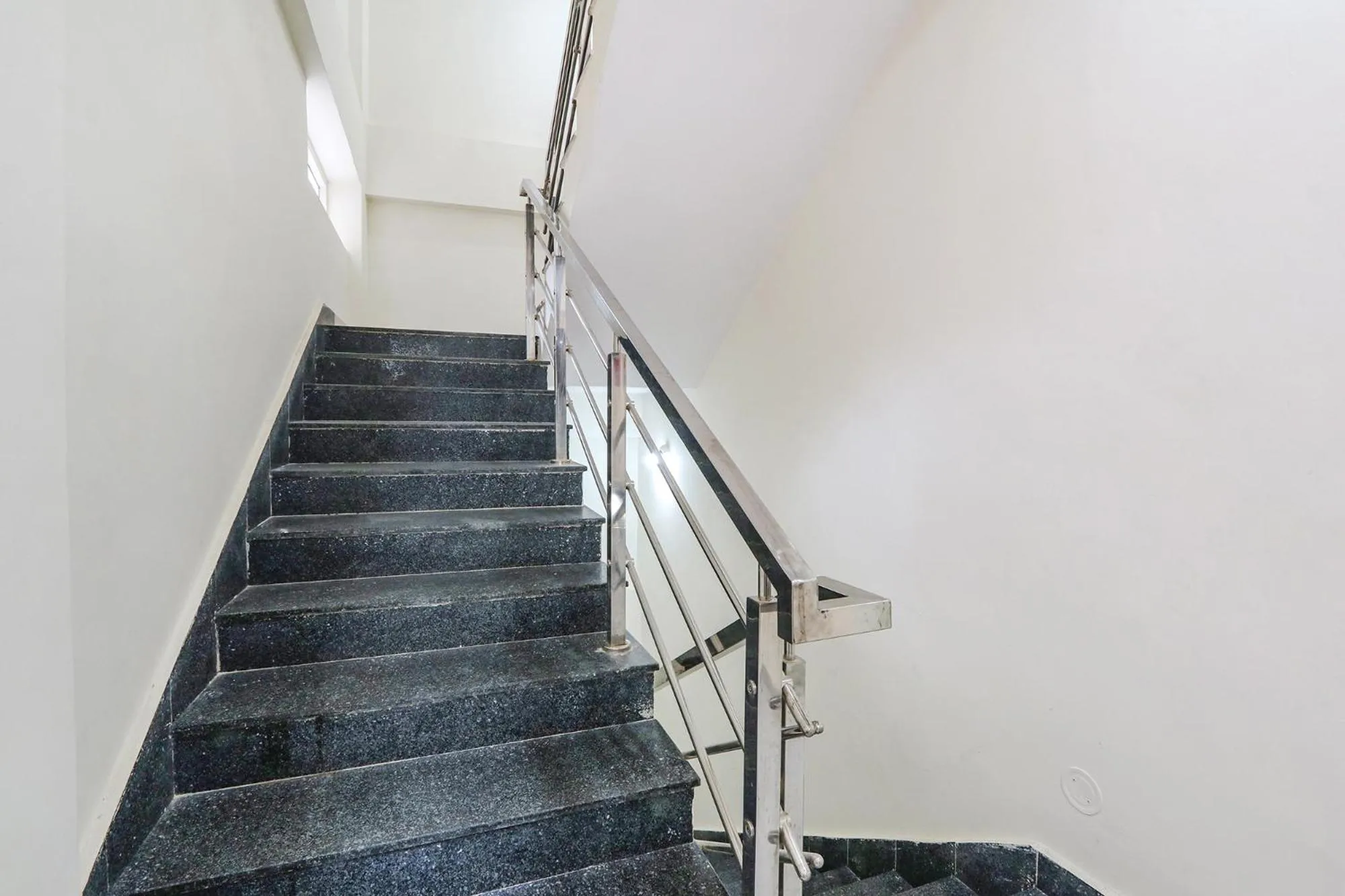 Lobby or reception in FabHotel Dream Connect - Nr Narsingi