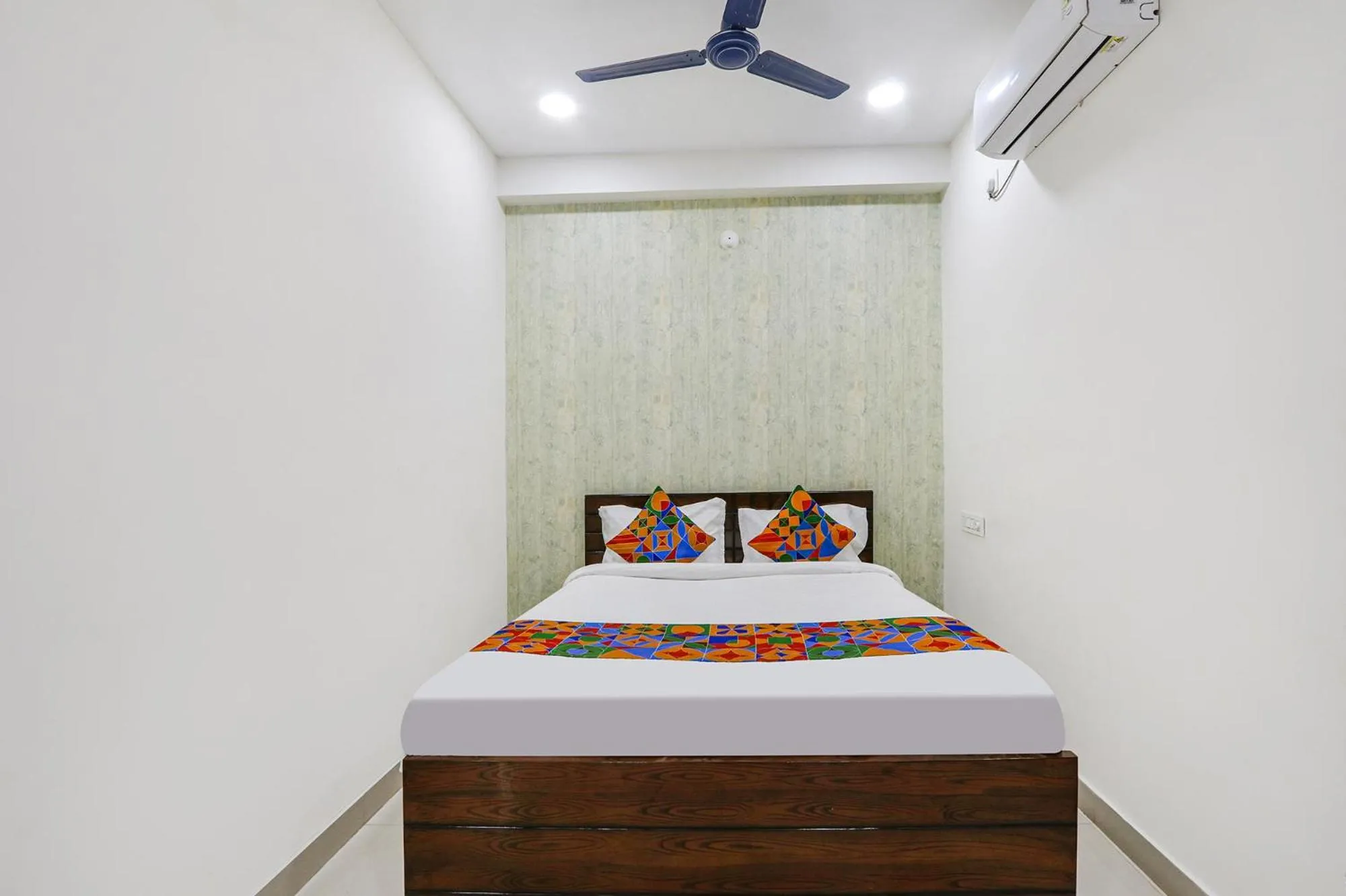 Bed in FabHotel Dream Connect - Nr Narsingi