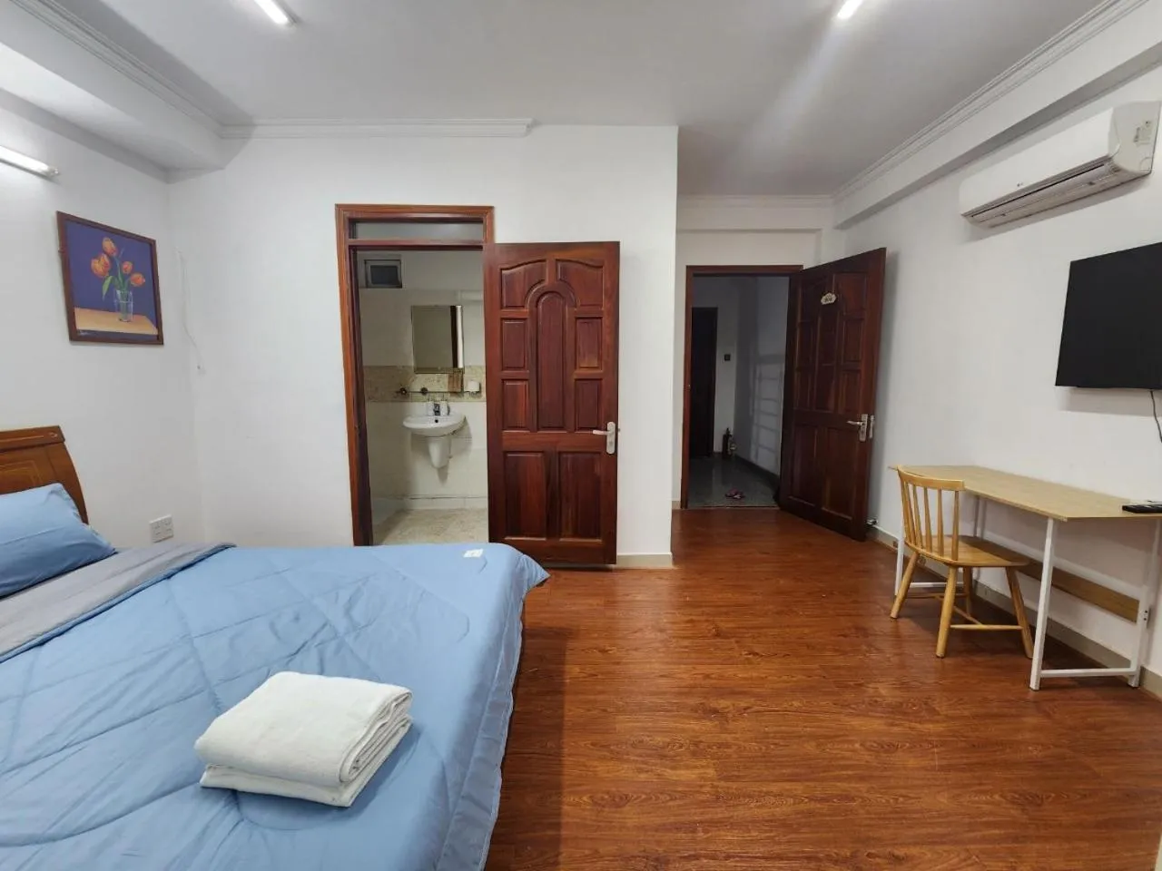 Photo of the whole room, Bed in LalaHouse Riverside Residence