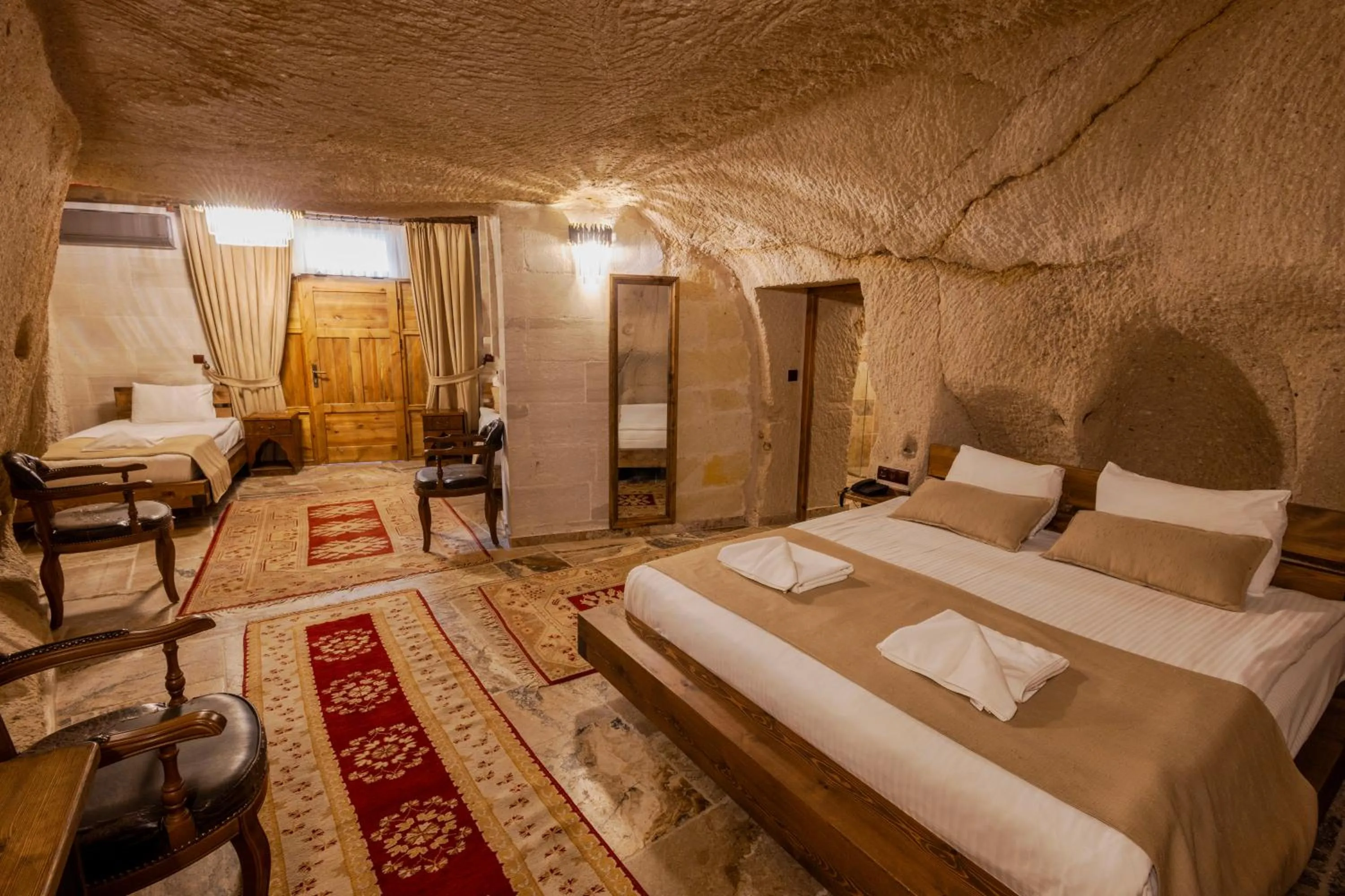 Photo of the whole room in Noah's Ark Cave Hotel