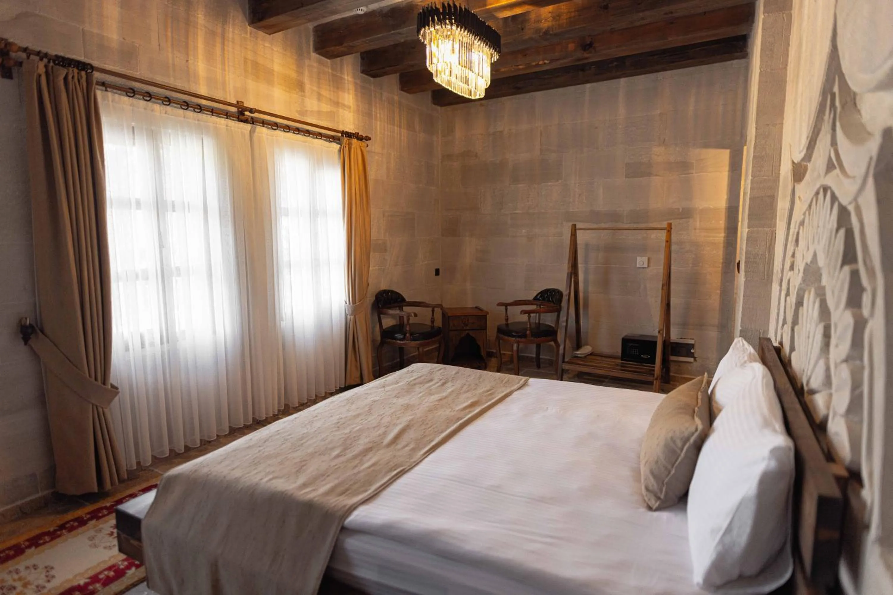 Bed in Noah's Ark Cave Hotel