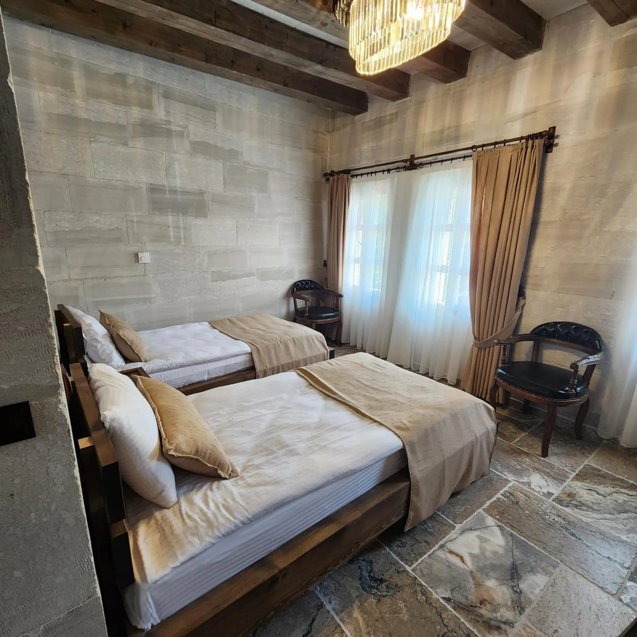 Bedroom in Noah's Ark Cave Hotel
