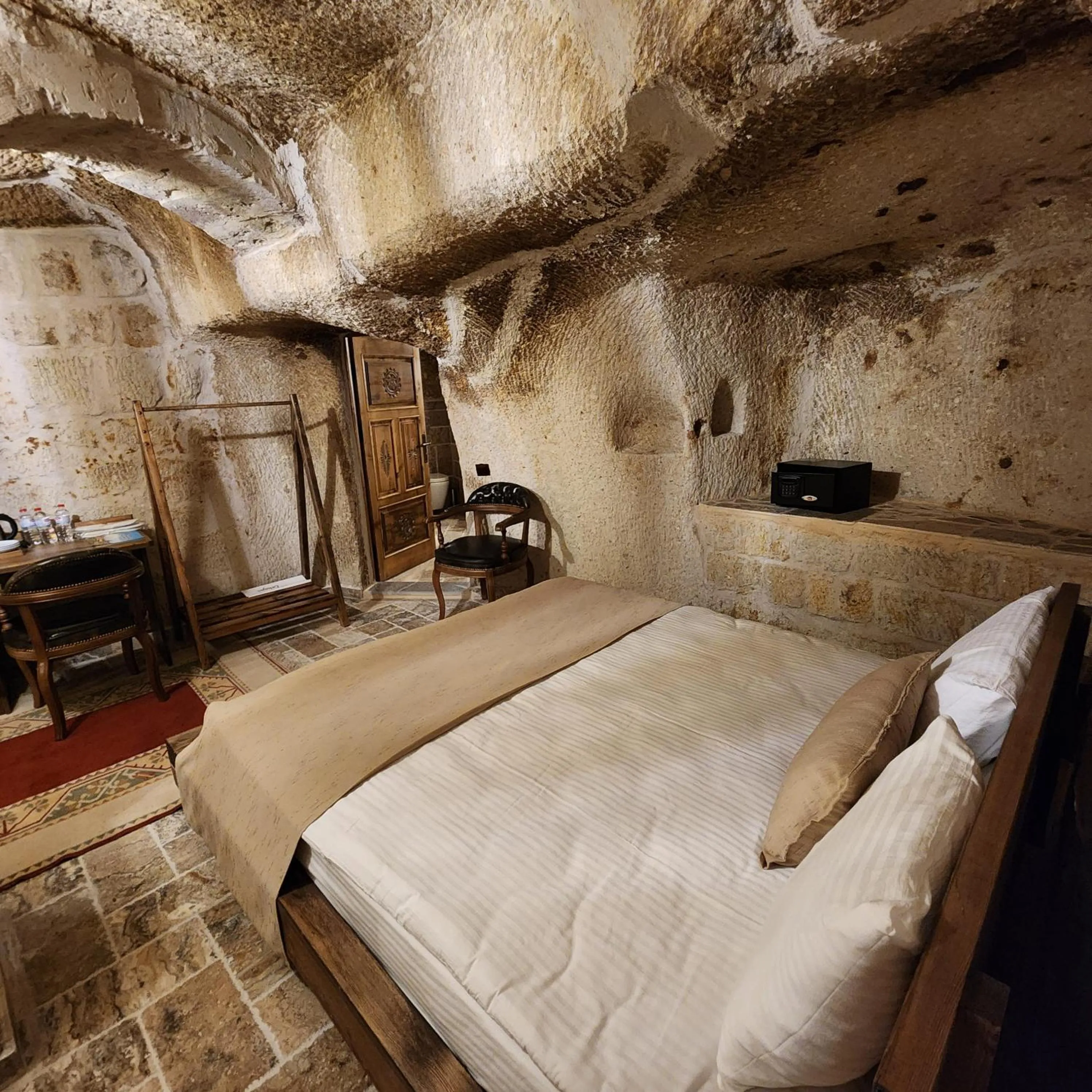 Bed in Noah's Ark Cave Hotel