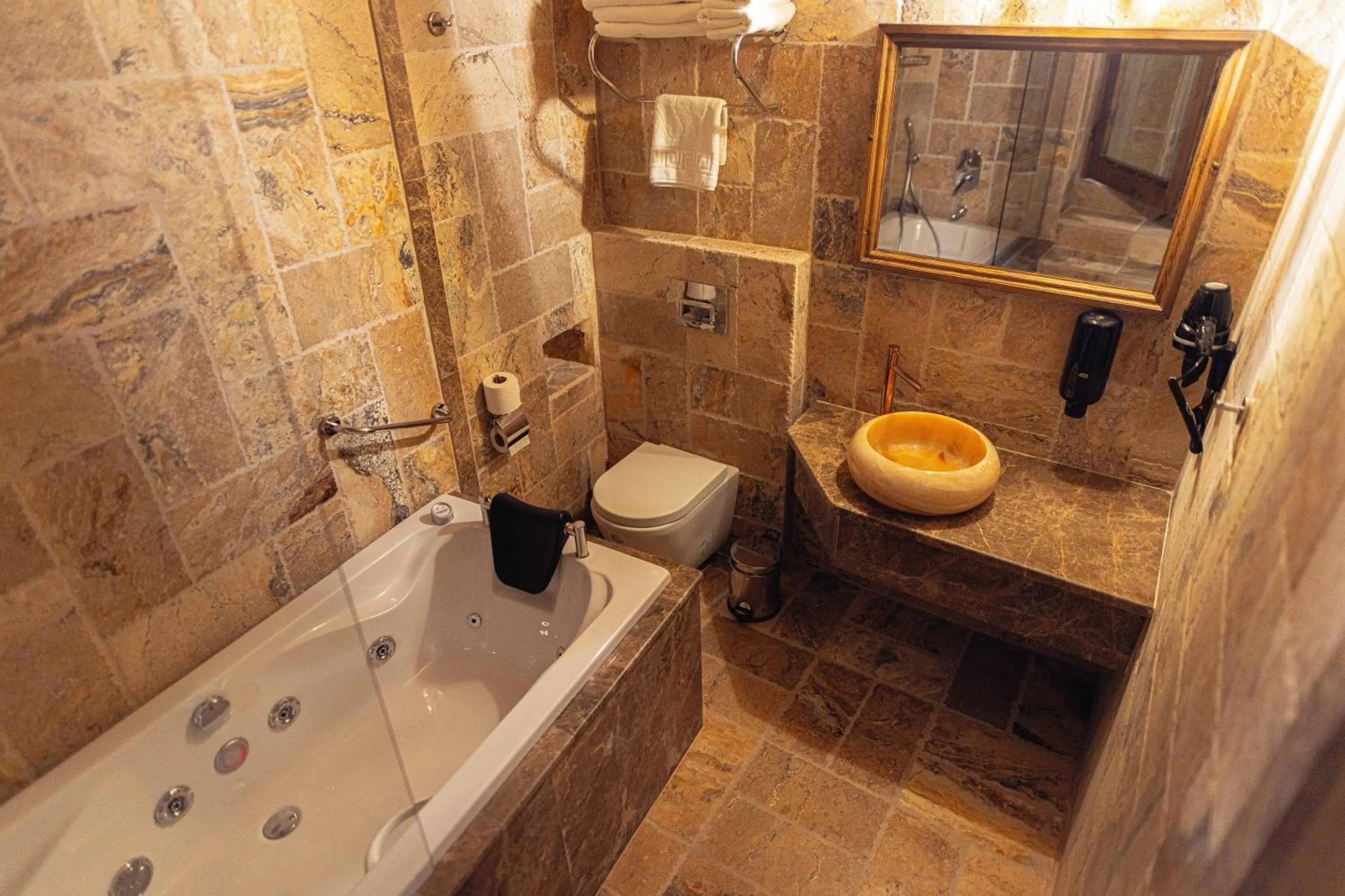 Shower in Noah's Ark Cave Hotel