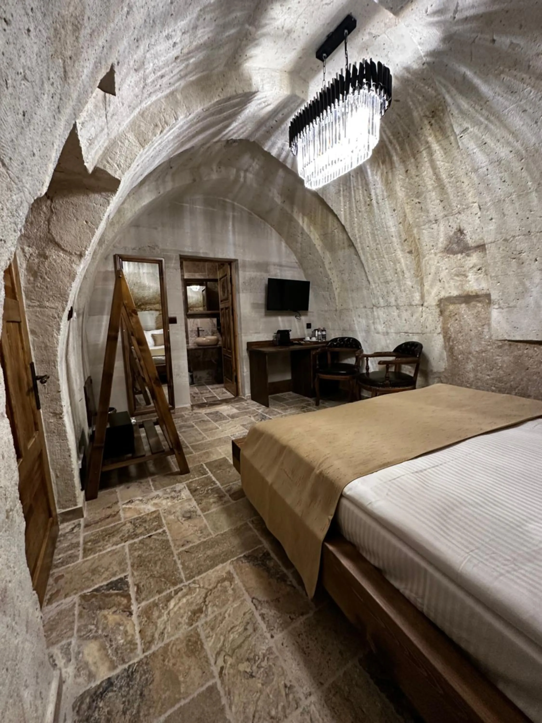 Bed in Noah's Ark Cave Hotel