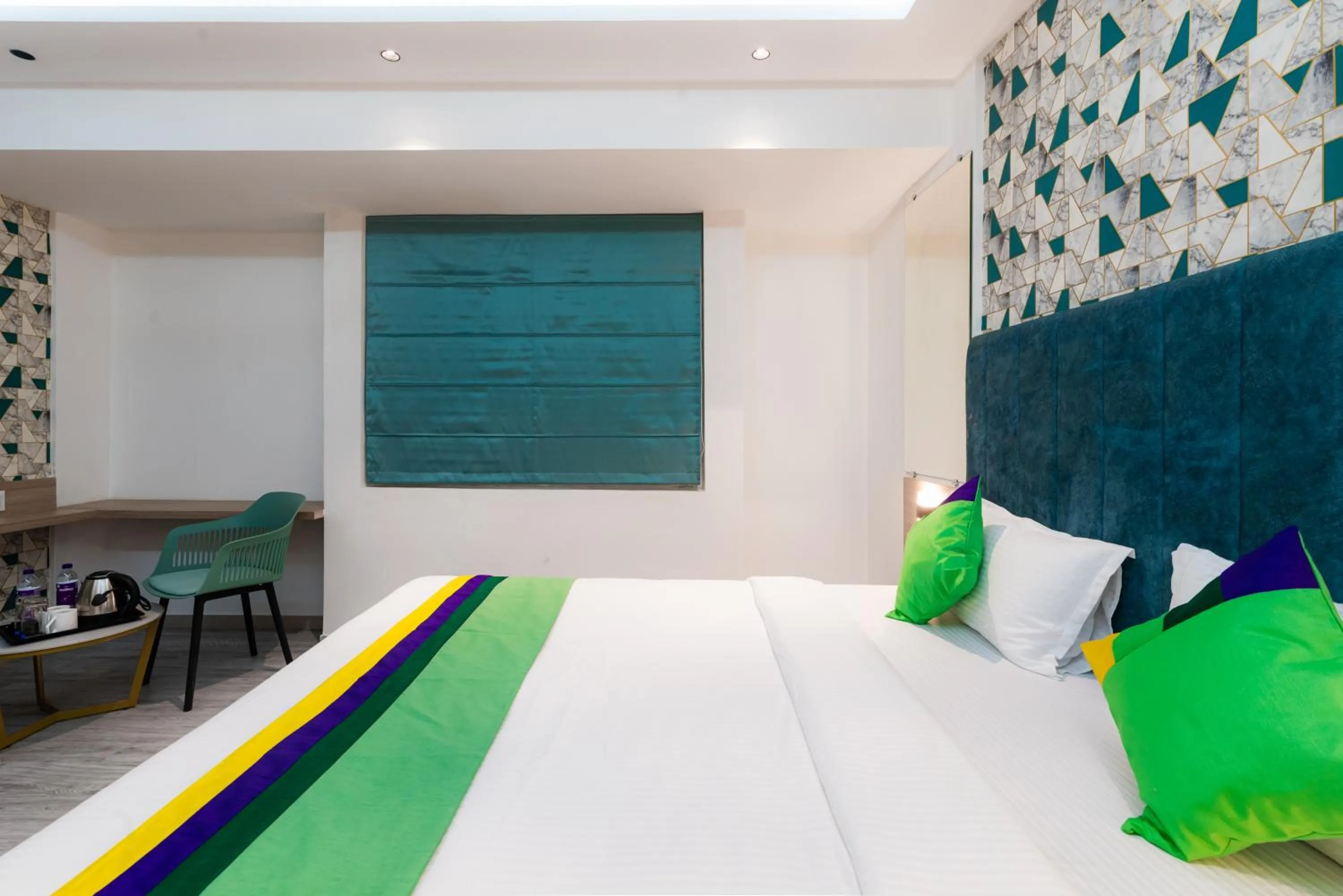 Bed in Treebo Cocostay, Hadapsar