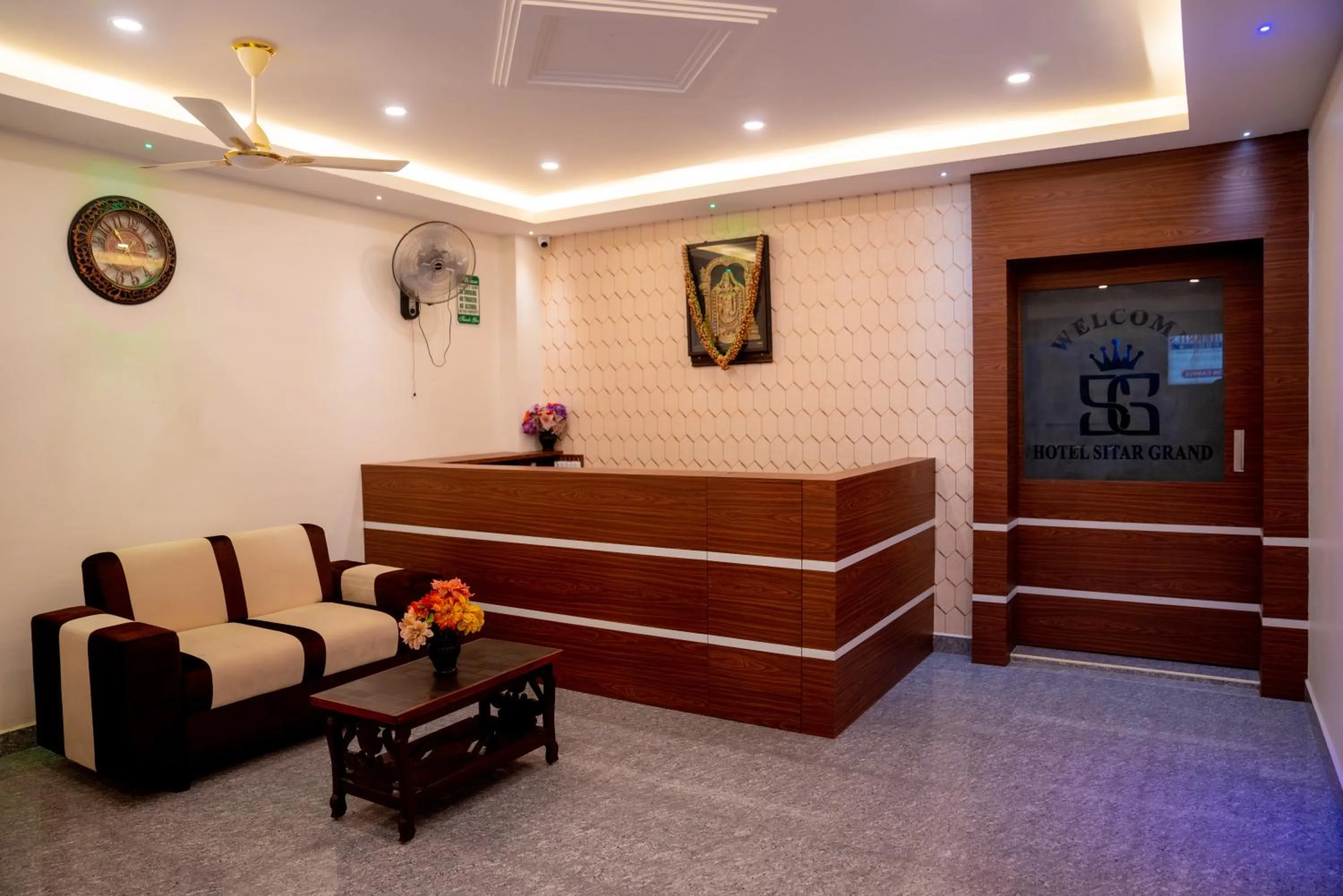 Lobby or reception in Hotel Sitar Grand