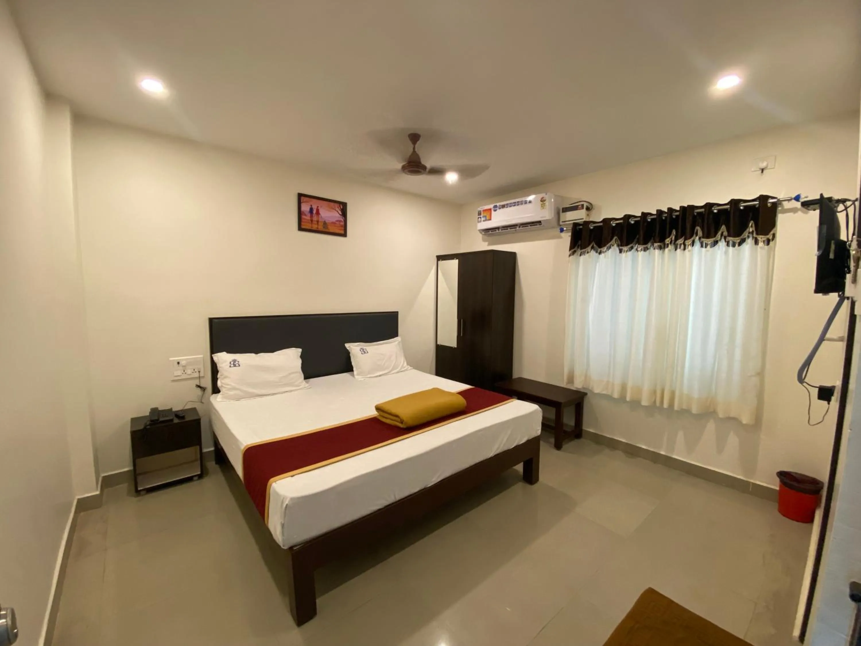 Photo of the whole room, Bed in Hotel Sitar Grand