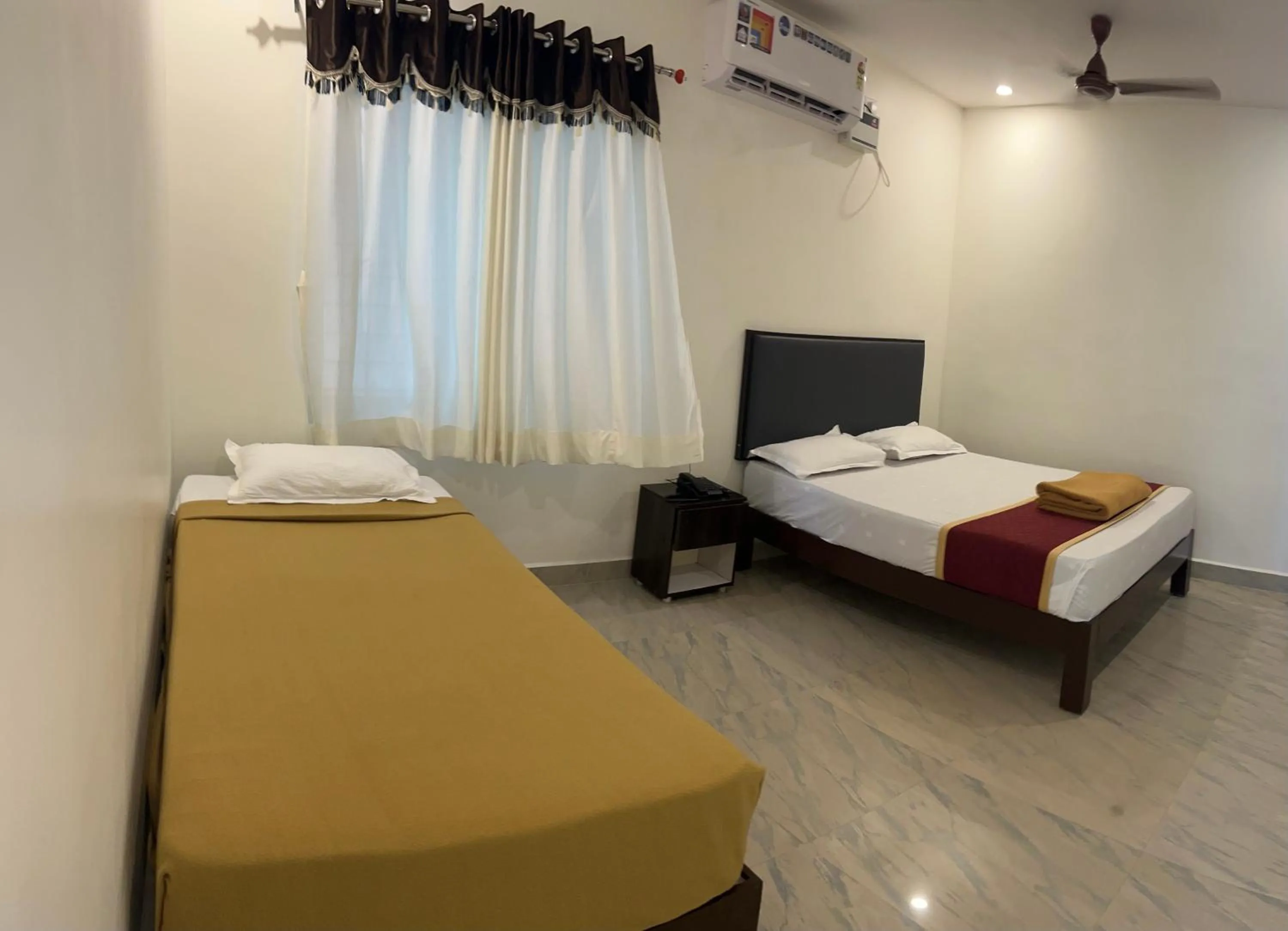 Photo of the whole room, Bed in Hotel Sitar Grand