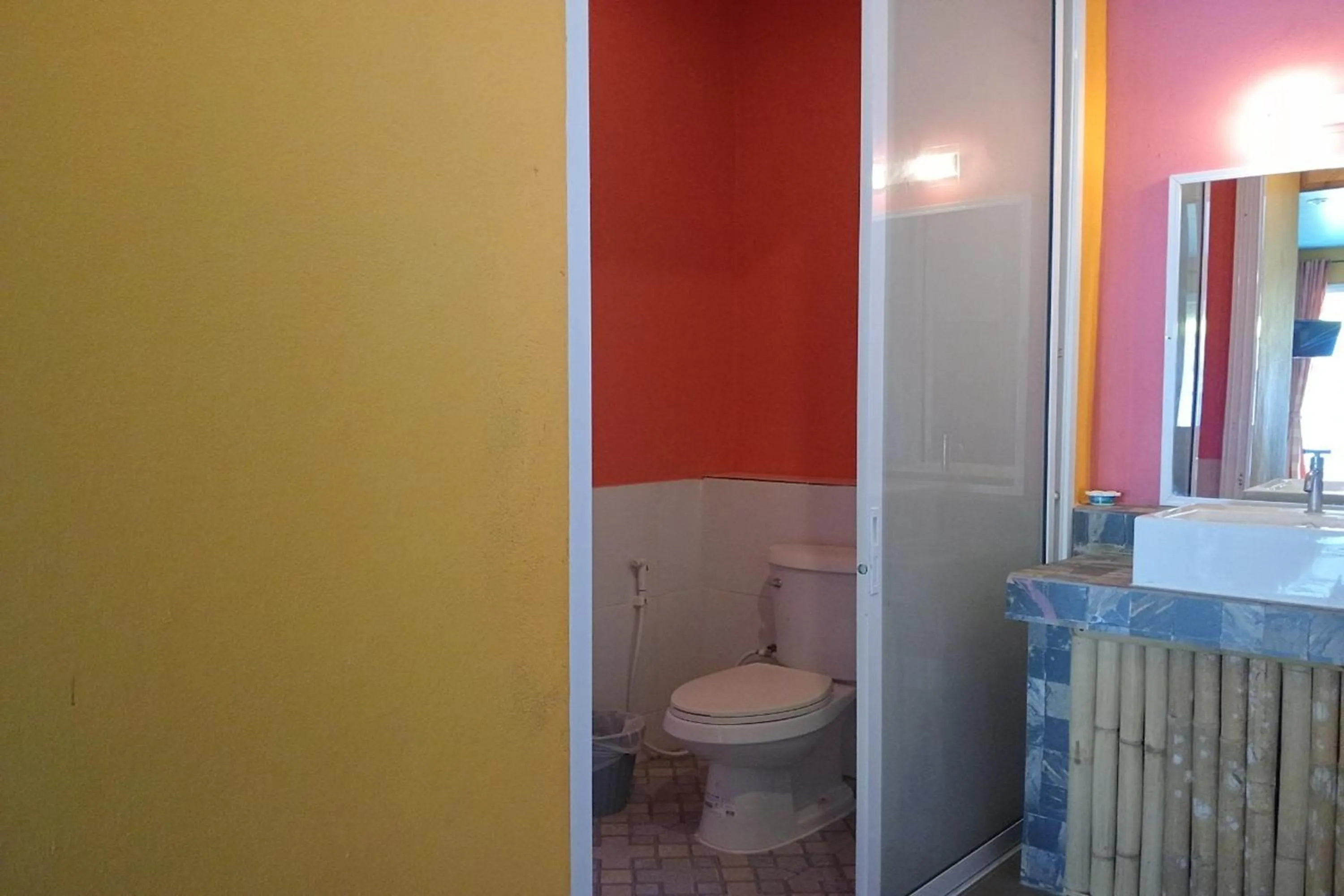 Toilet in Chaba Bungalows