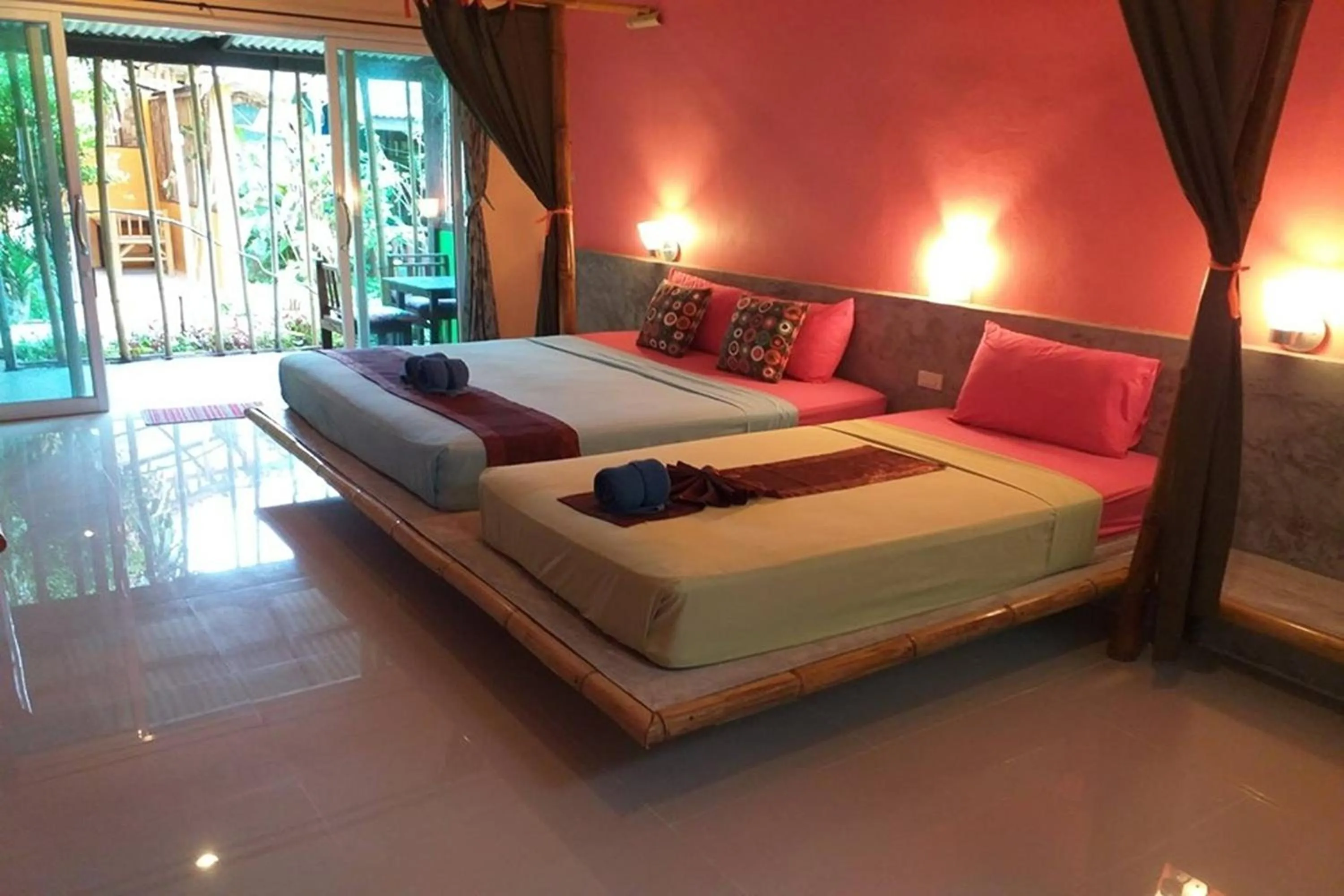 Bed in Chaba Bungalows
