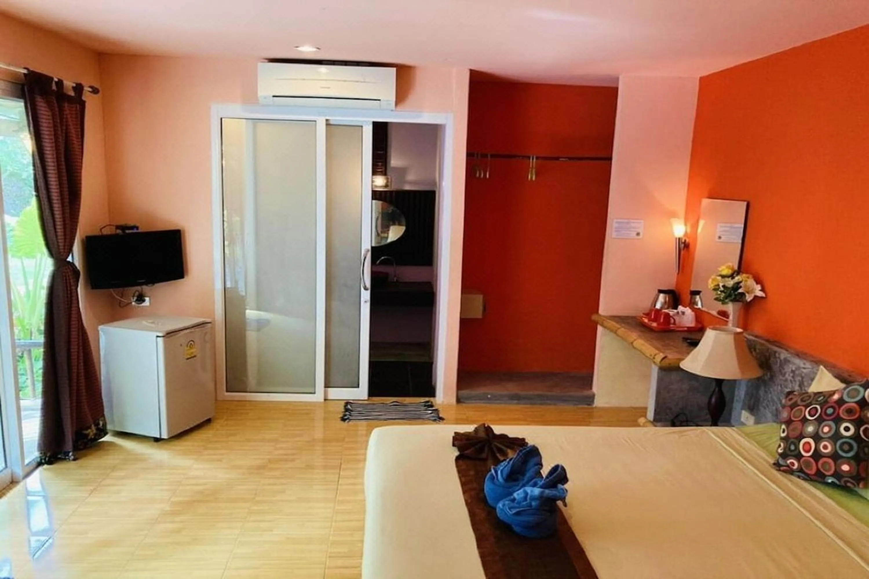 Bedroom, Bed in Chaba Bungalows