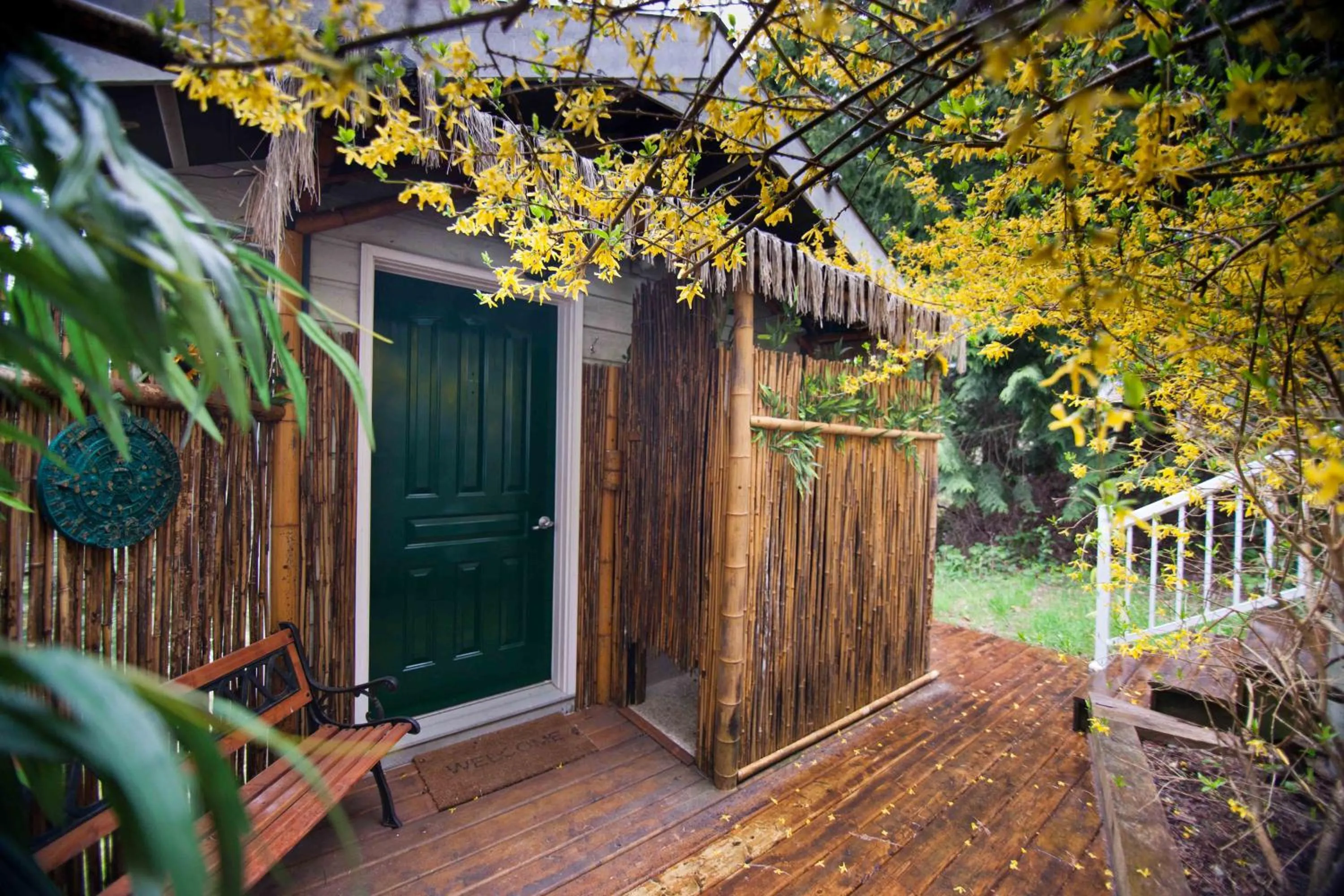 Patio in Madeira Park Oceanview Suites