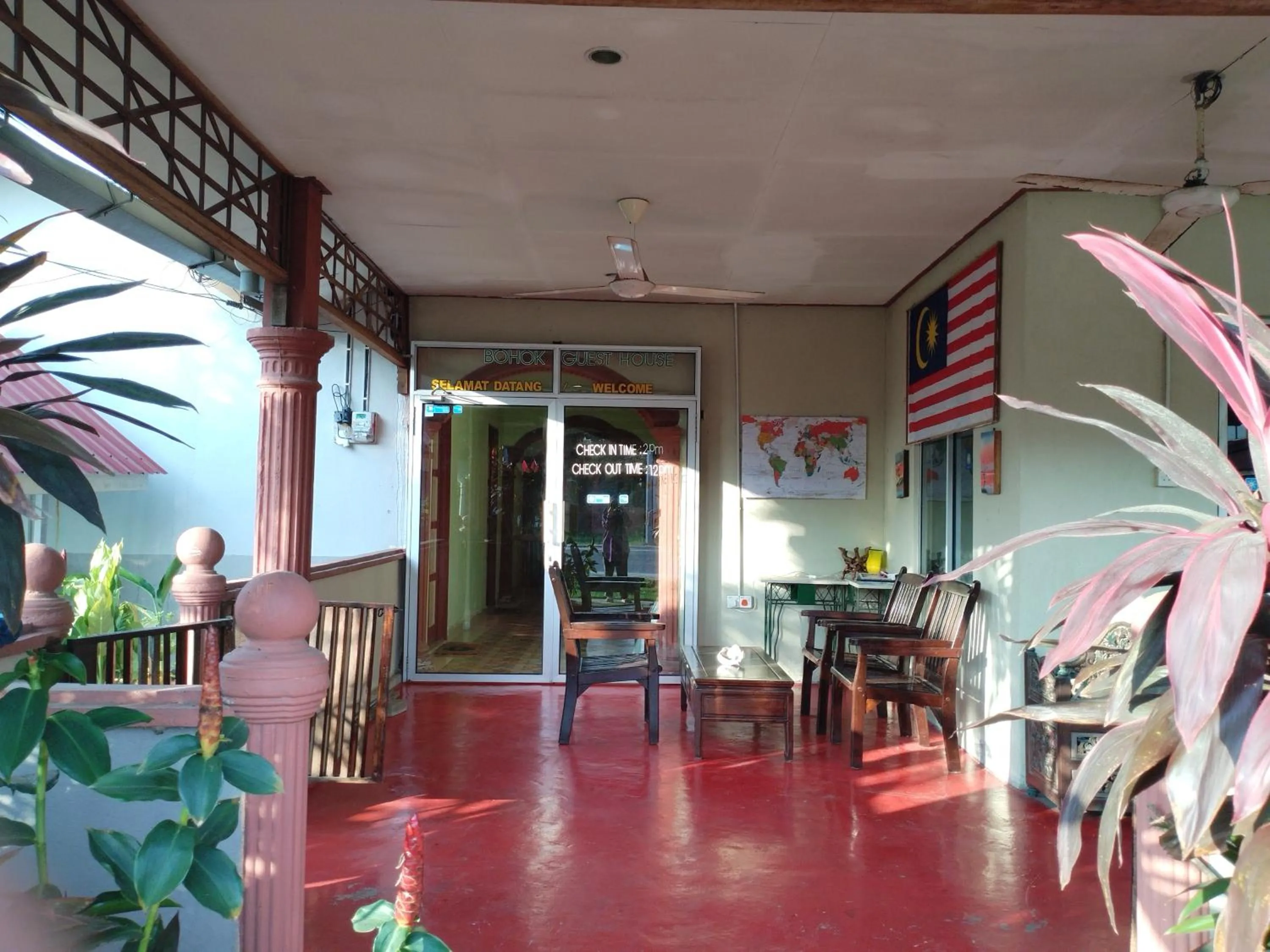 Lobby or reception in Bohok Guesthouse