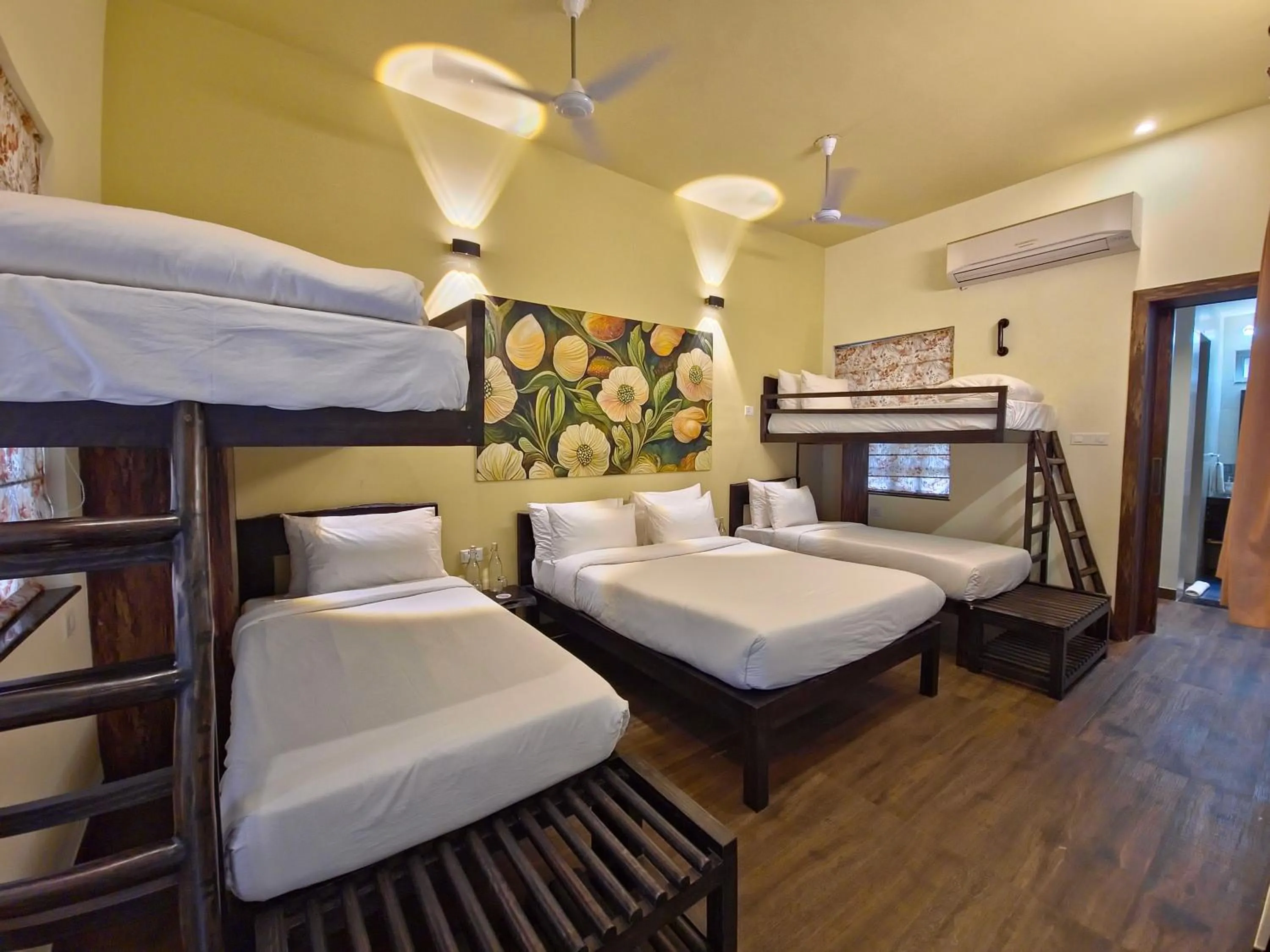 Bedroom, Bed in Tathastu Tadoba
