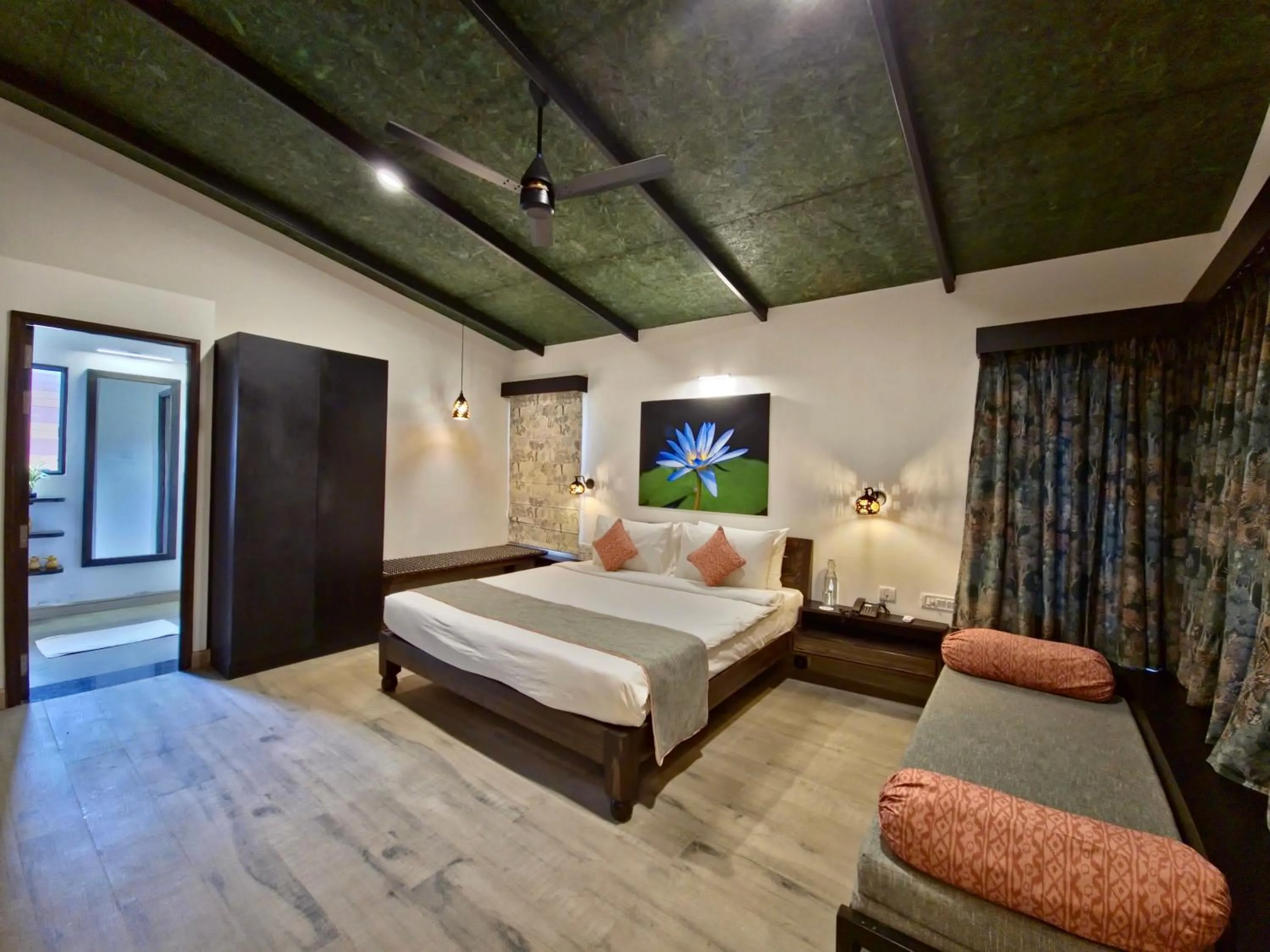 Bedroom, Bed in Tathastu Tadoba