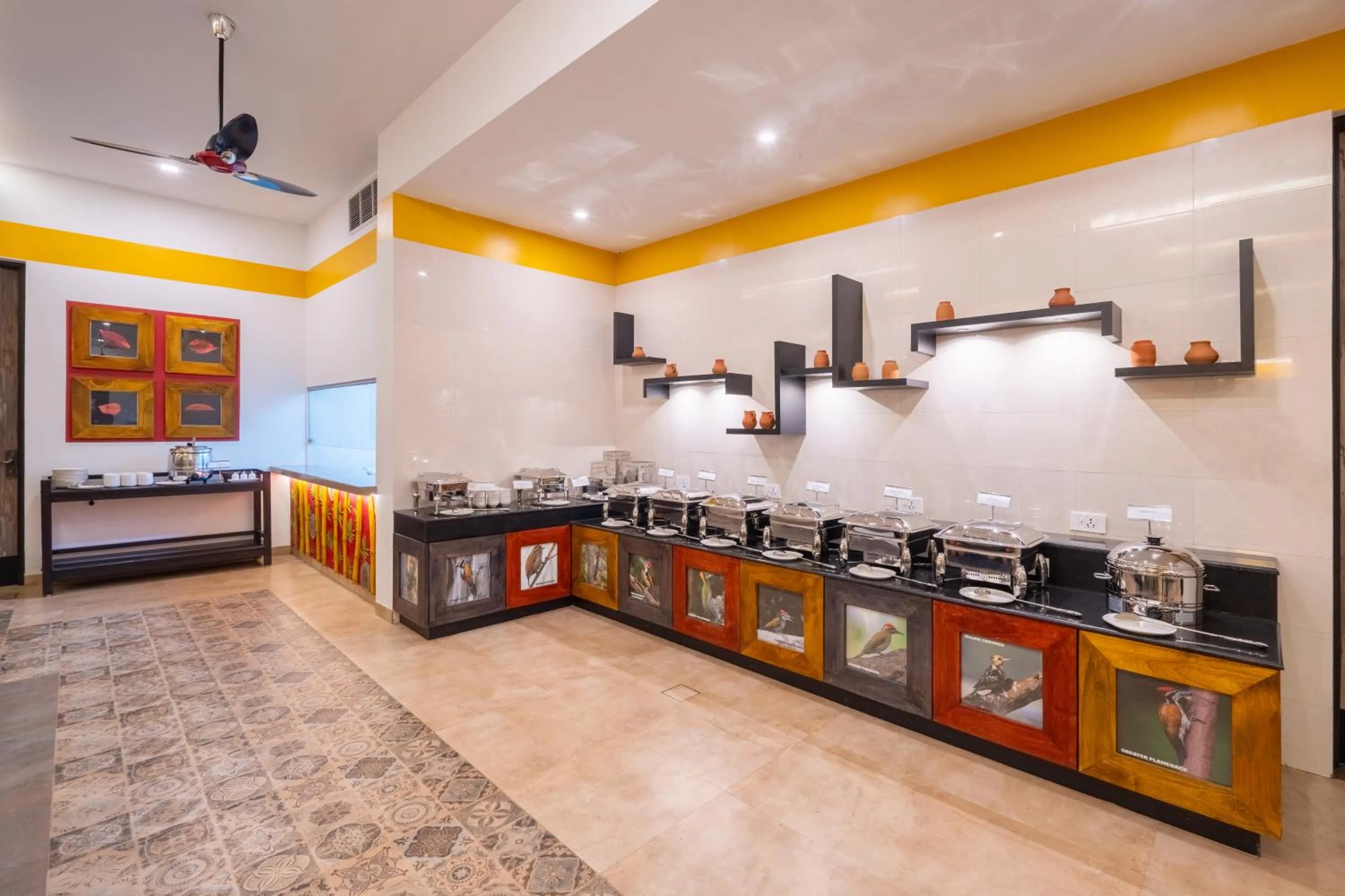 Restaurant/places to eat in Tathastu Tadoba