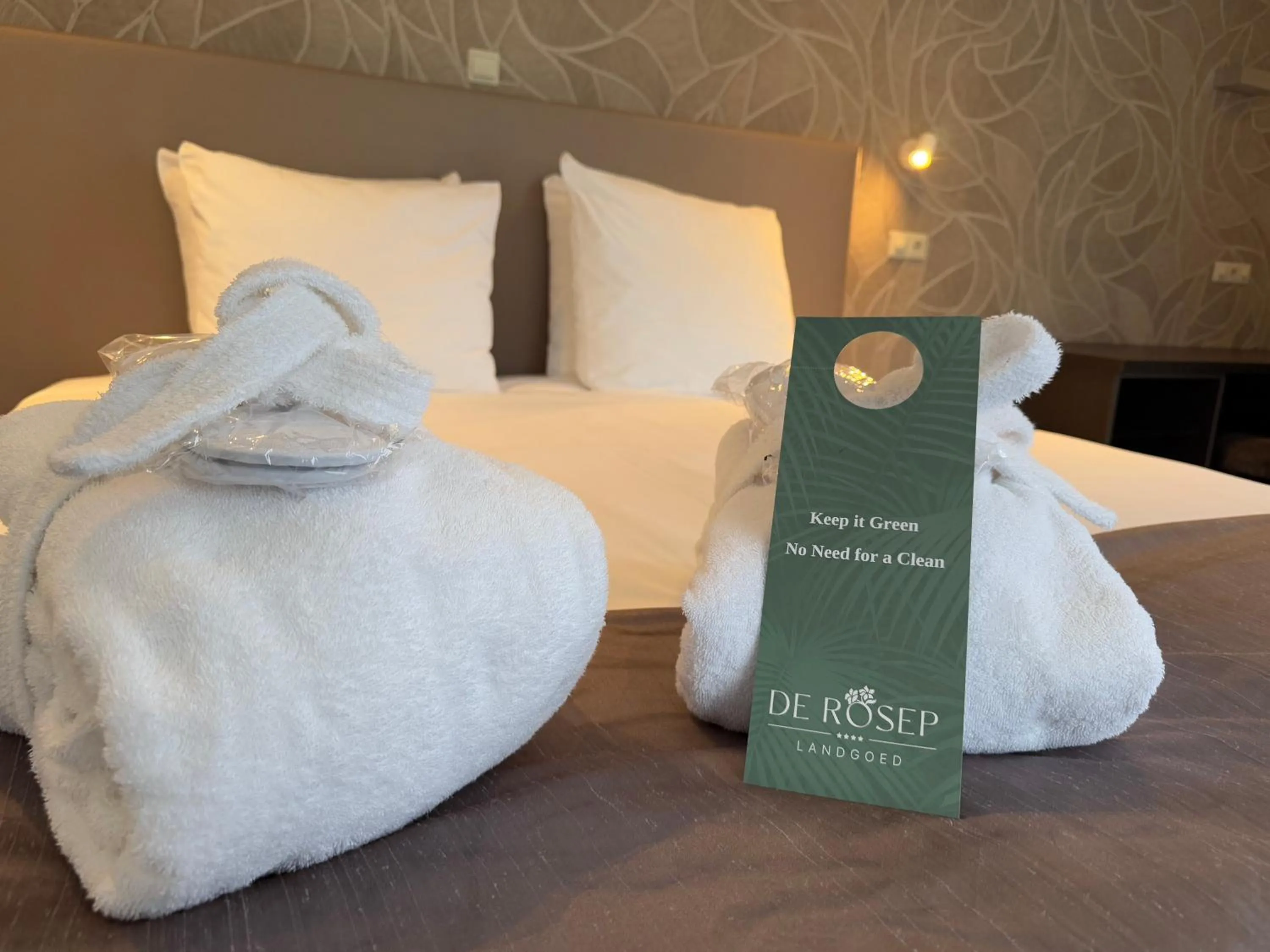 Bedroom, Bed in Landgoed de Rosep