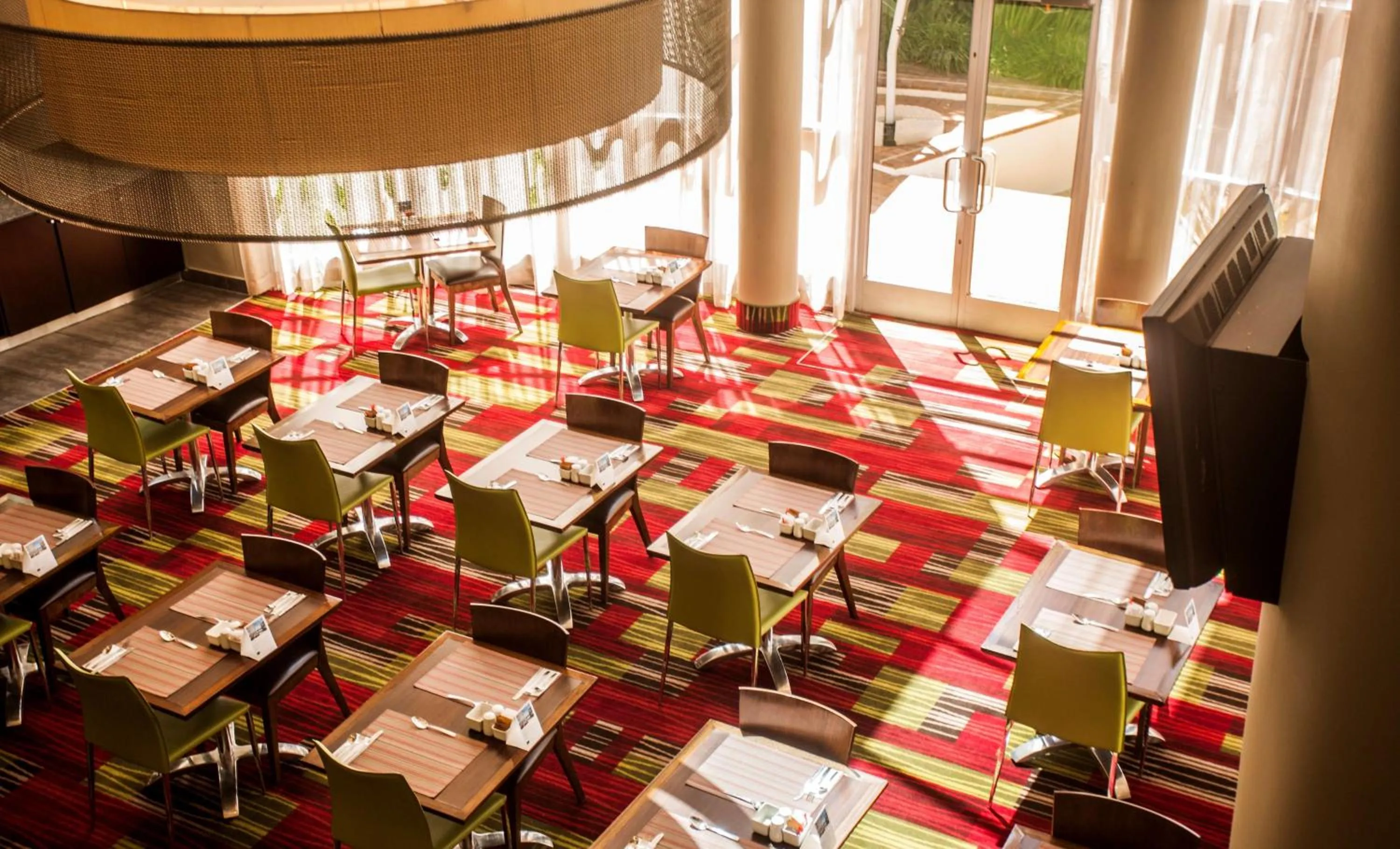 Restaurant/places to eat in StayEasy Eastgate