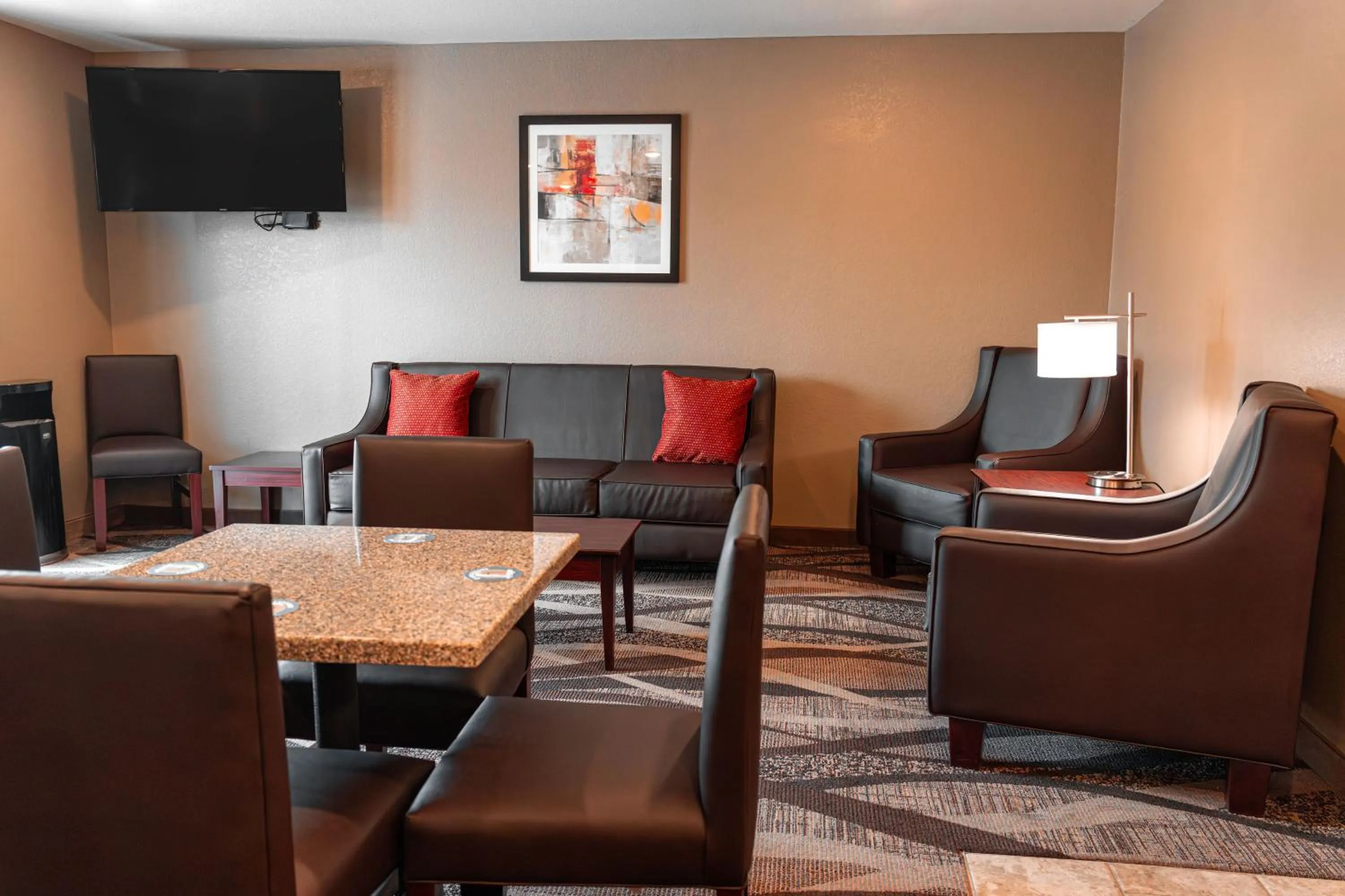 Lounge or bar in Cobblestone Inn & Suites - Big Lake