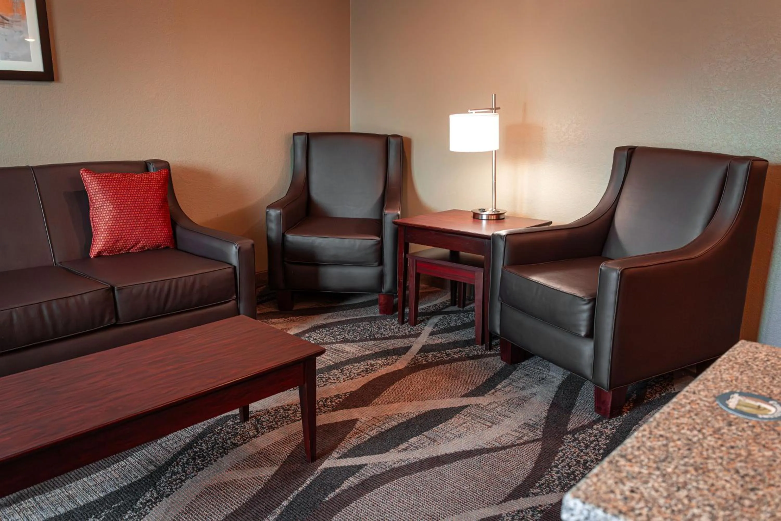 Lounge or bar in Cobblestone Inn & Suites - Big Lake