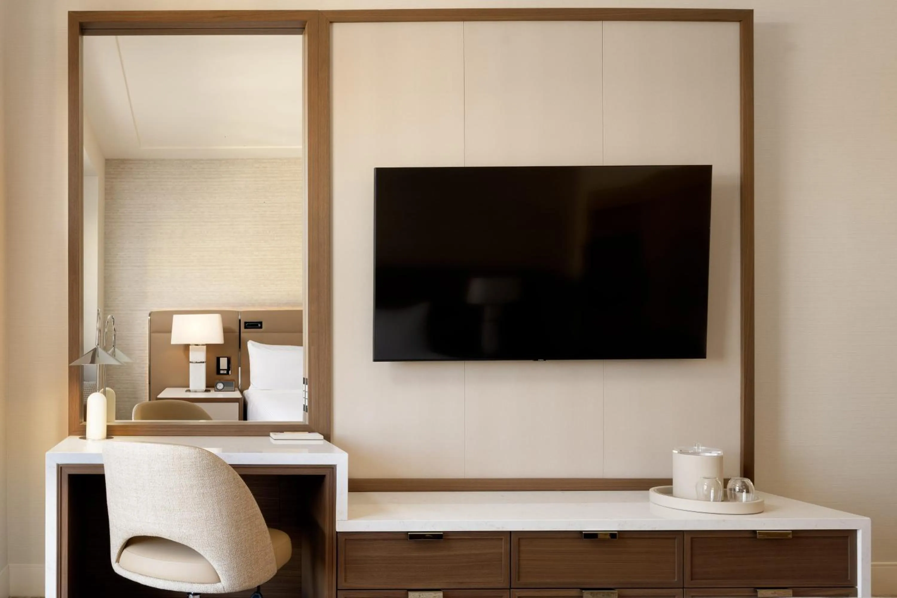 TV and multimedia in Green Valley Ranch Resort Spa Casino