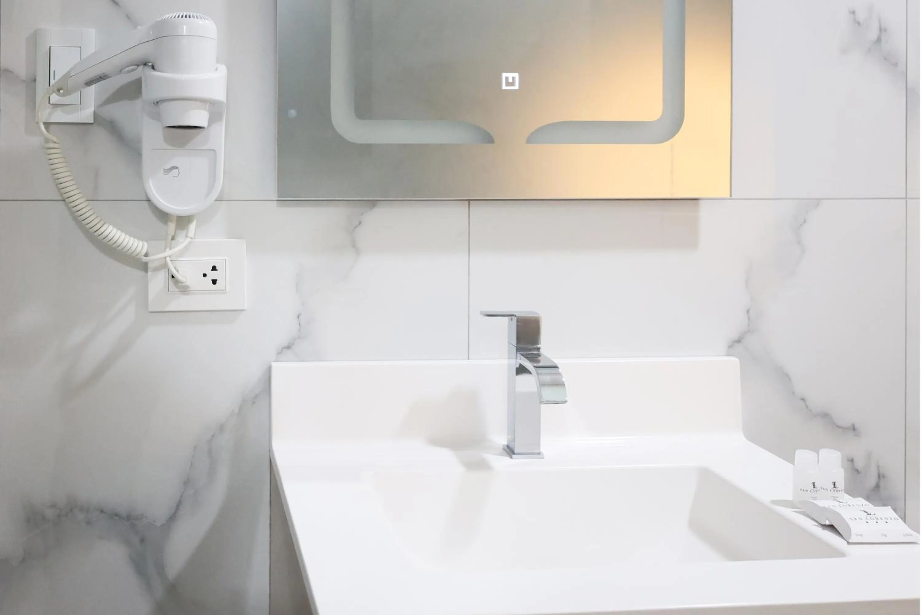 Bathroom in Hotel San Lorenzo