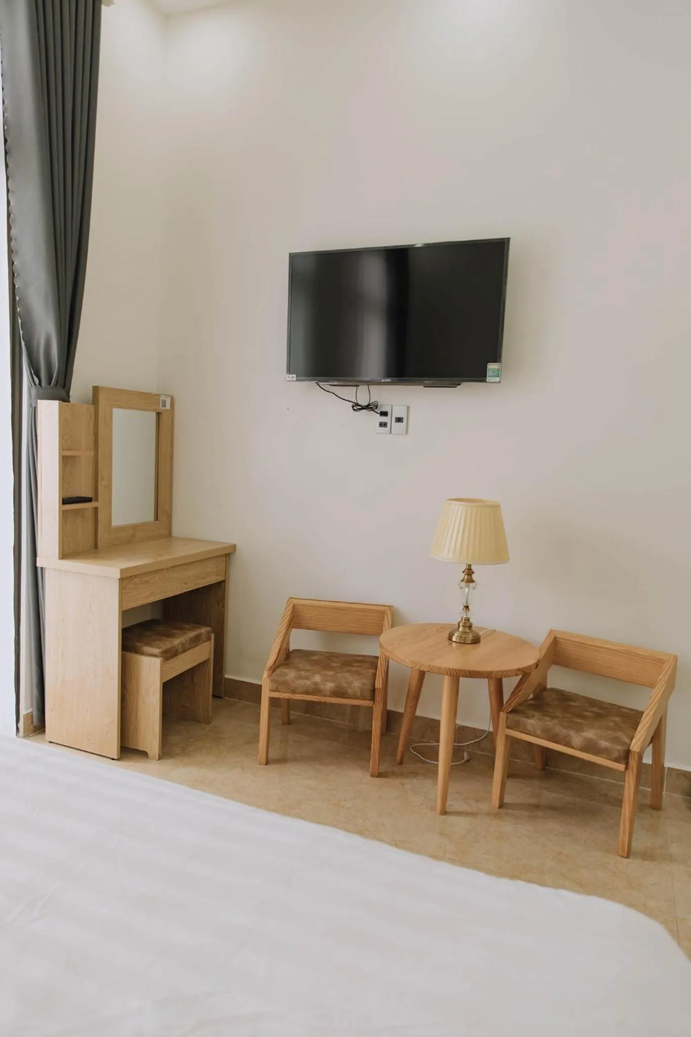 hair dresser, Bed in Mai DiaMond Hotel