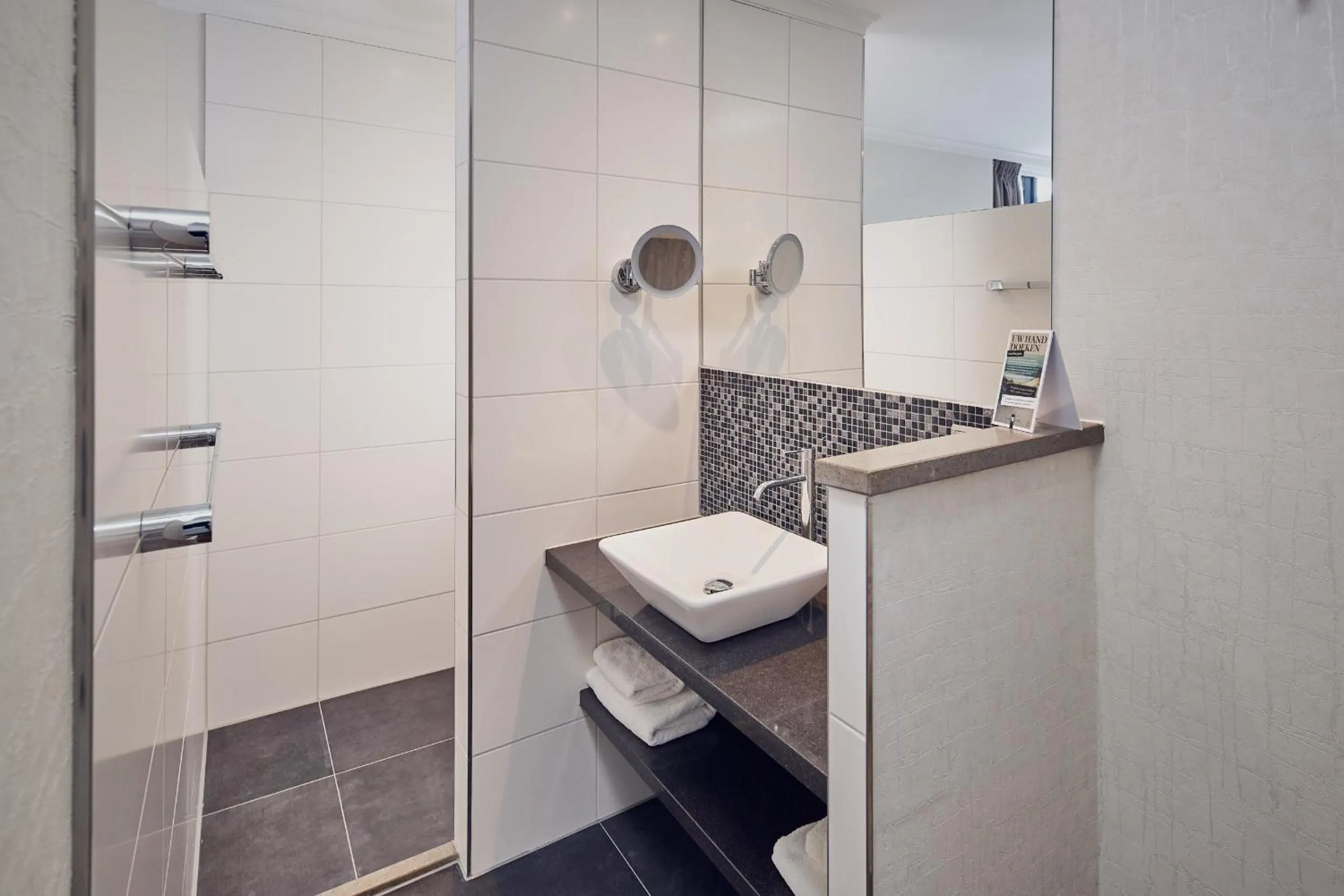 Bathroom in Hotel De Lindeboom