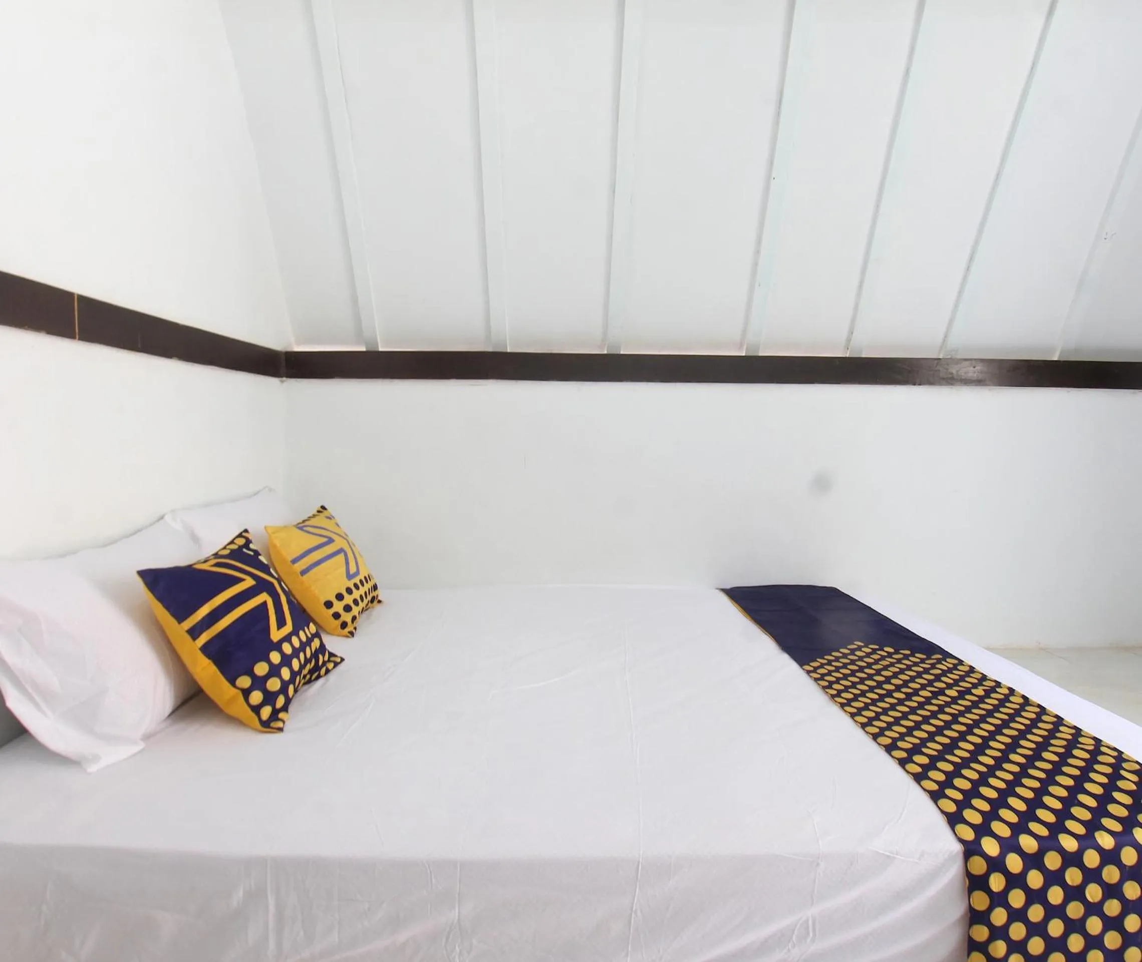 Bedroom, Bed in OYO Life 93125 Kos Bale Lumbung Syariah