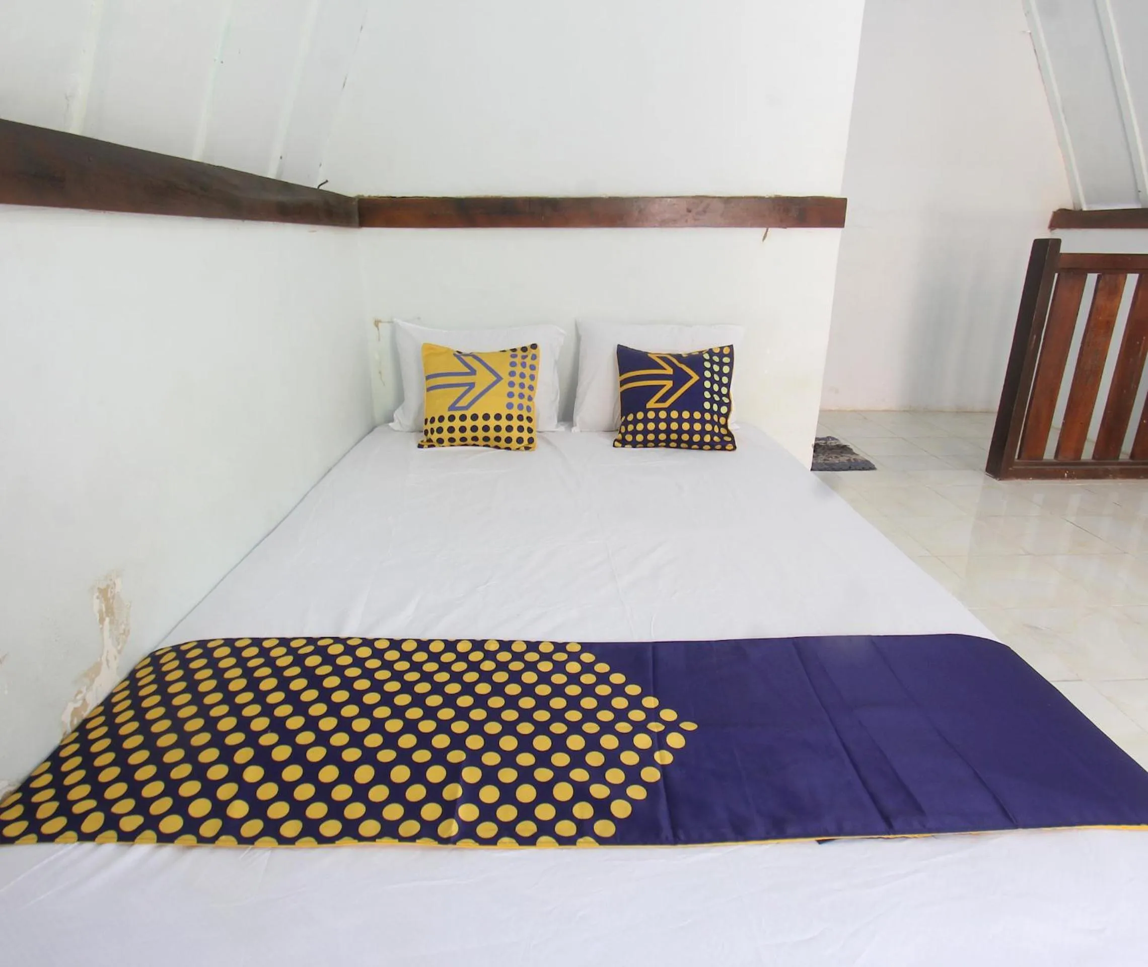 Bedroom, Bed in OYO Life 93125 Kos Bale Lumbung Syariah