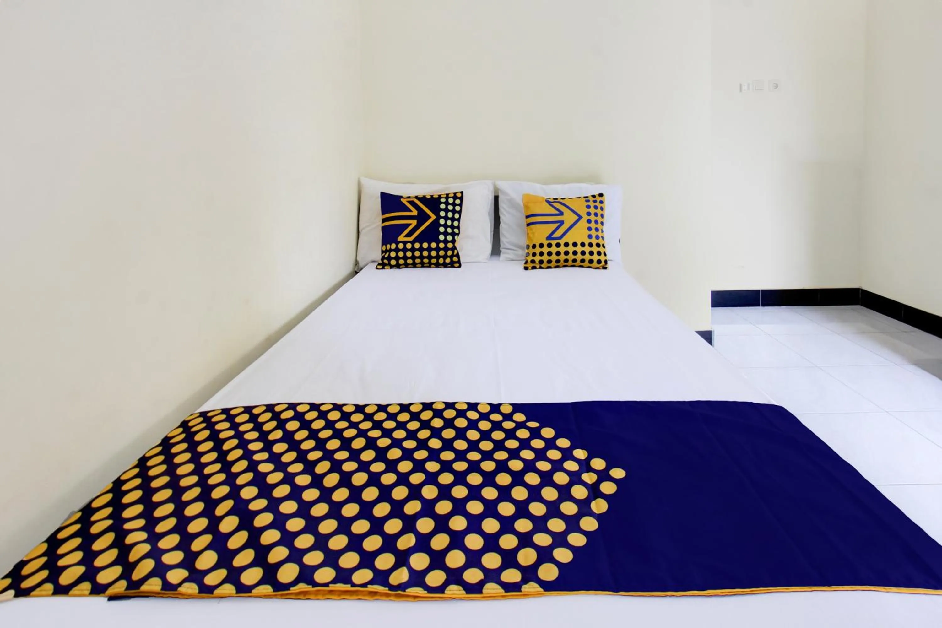 Bedroom, Bed in OYO Life 93155 Wisma Sarah