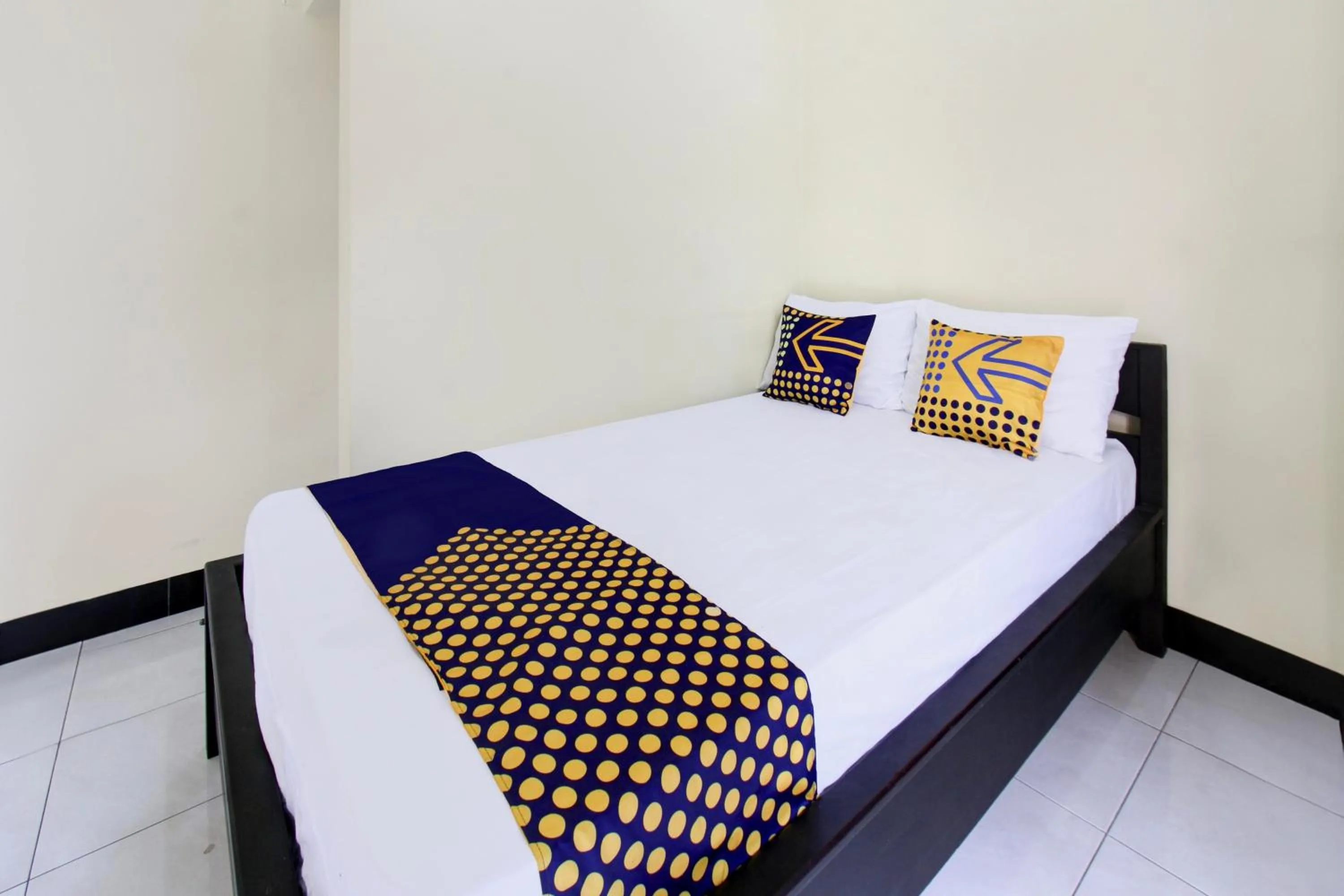 Bedroom, Bed in OYO Life 93155 Wisma Sarah