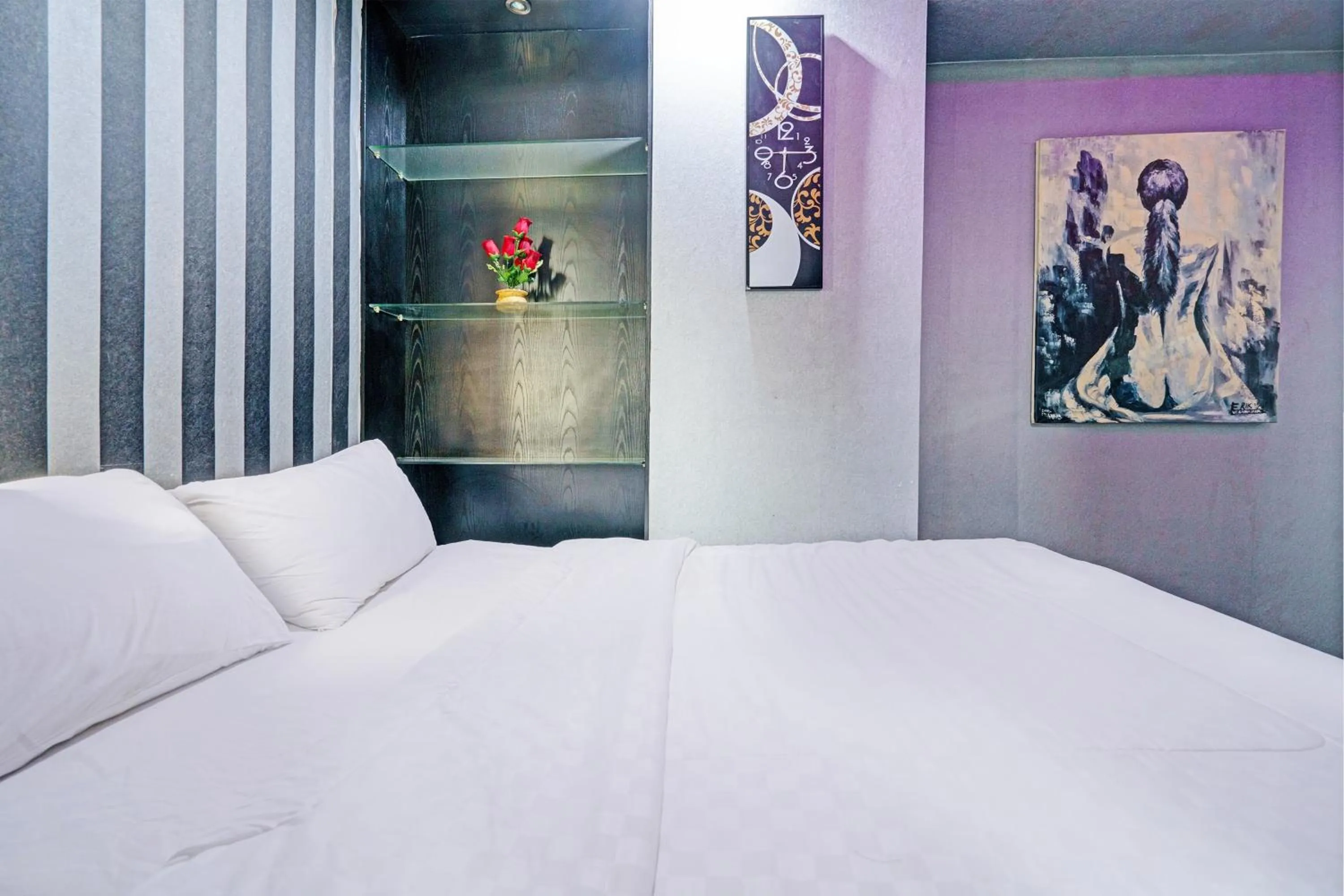 Bedroom, Bed in OYO Life 93120 Apartement Gateway Cicadas By Sarana Cipta Mahakarya