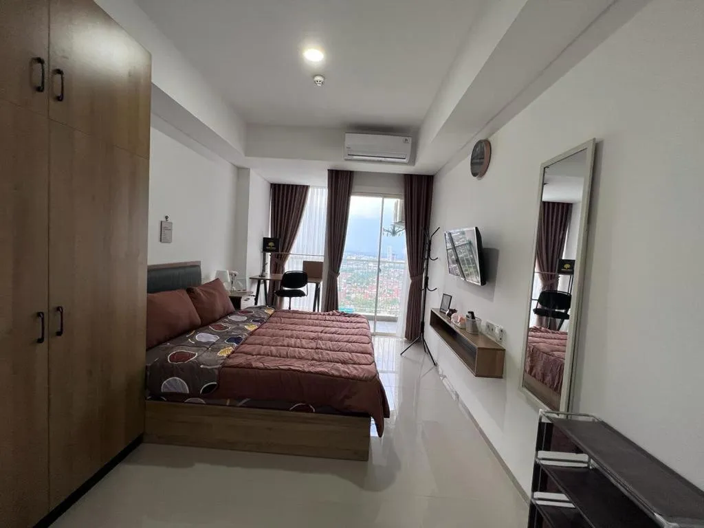 Bedroom, Bed in OYO Life 93164 Pacific Alam Sutra