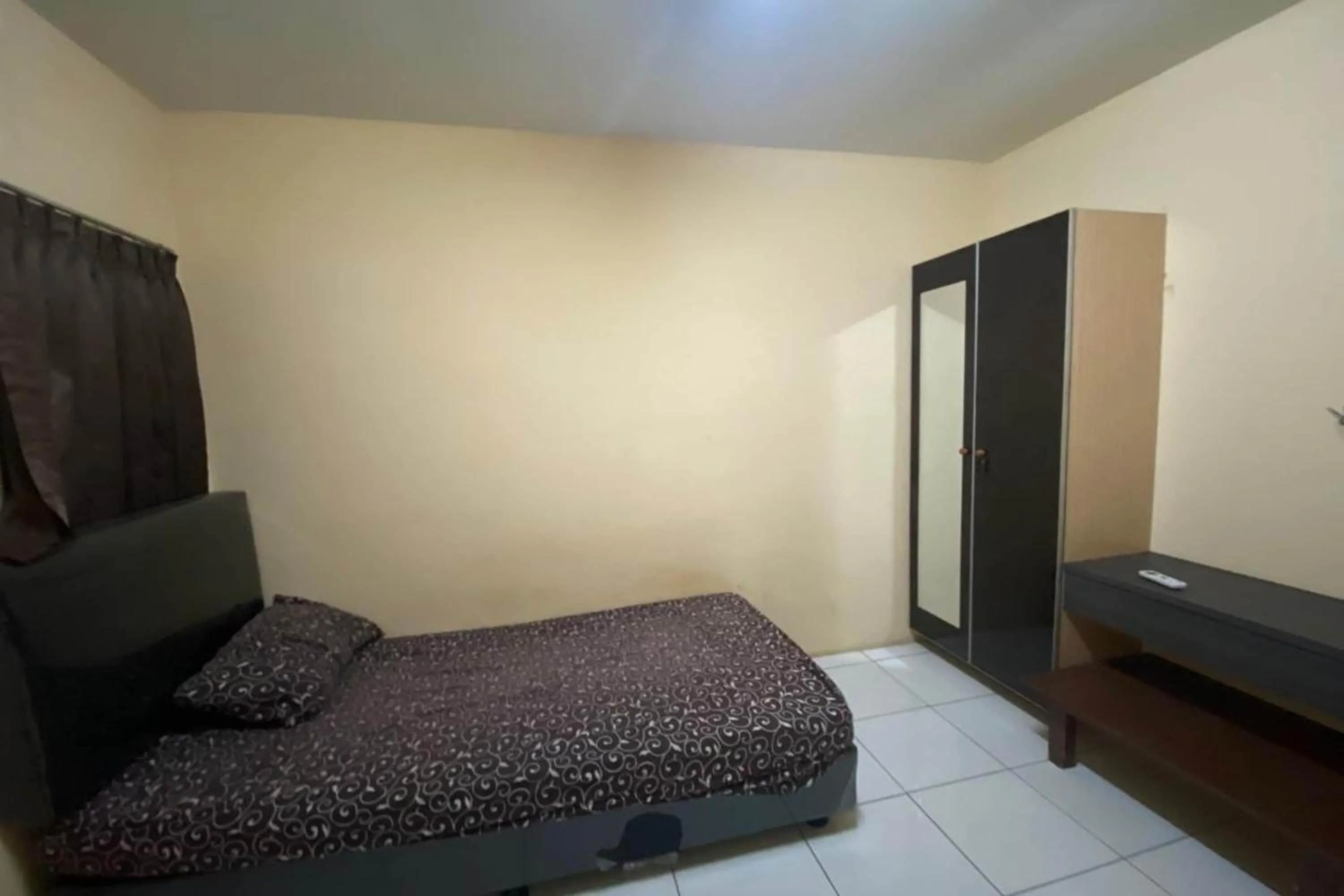 Bedroom, Bed in OYO LIfe 93129 Kost Mangga