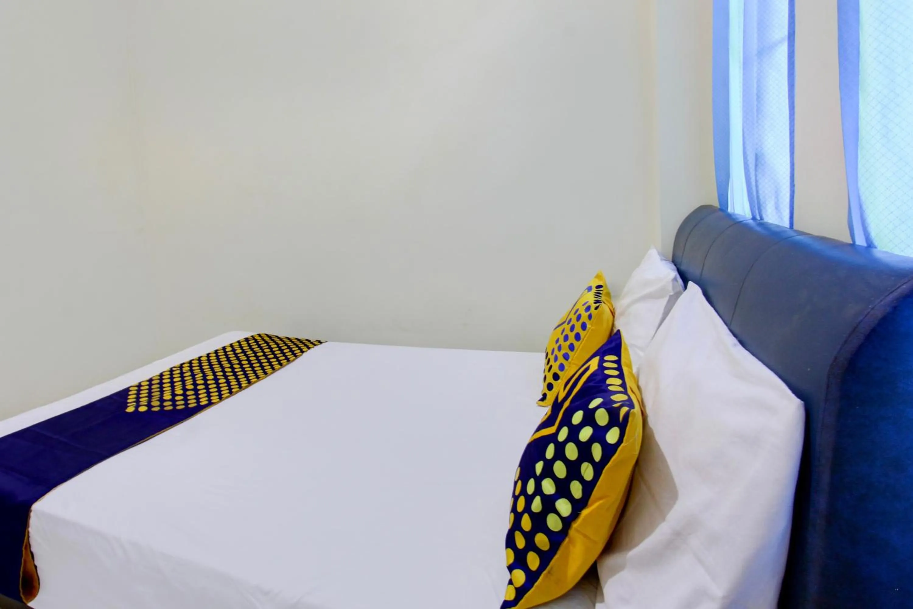 Bedroom, Bed in OYO Life 93157 Kos Kaloka