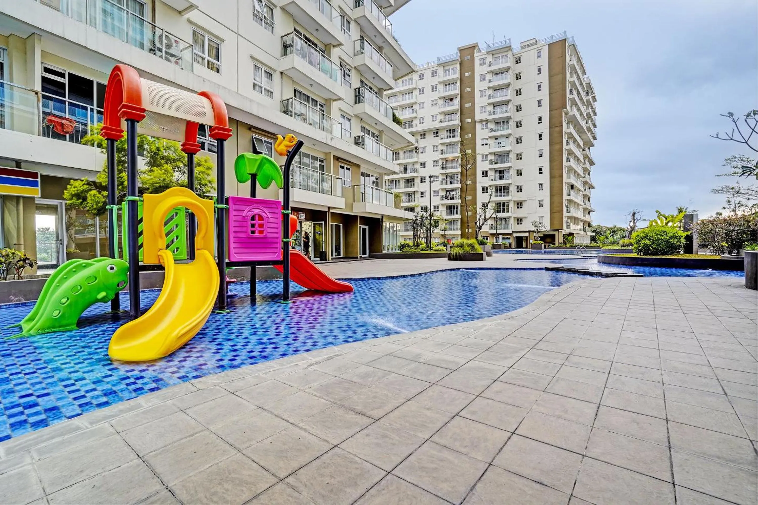 Other in OYO Life 93065 Apartemen Gateway Pasteur By Glory Rent